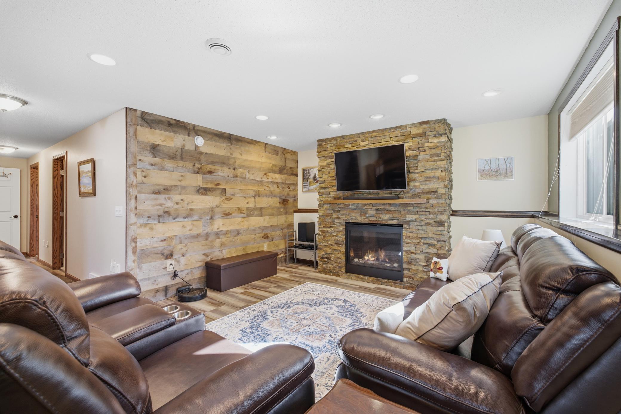 2012 single family home for sale at 6916 24th Street S in Fargo, ND — 4 bed, 3 bath (photo 30 of 70)
