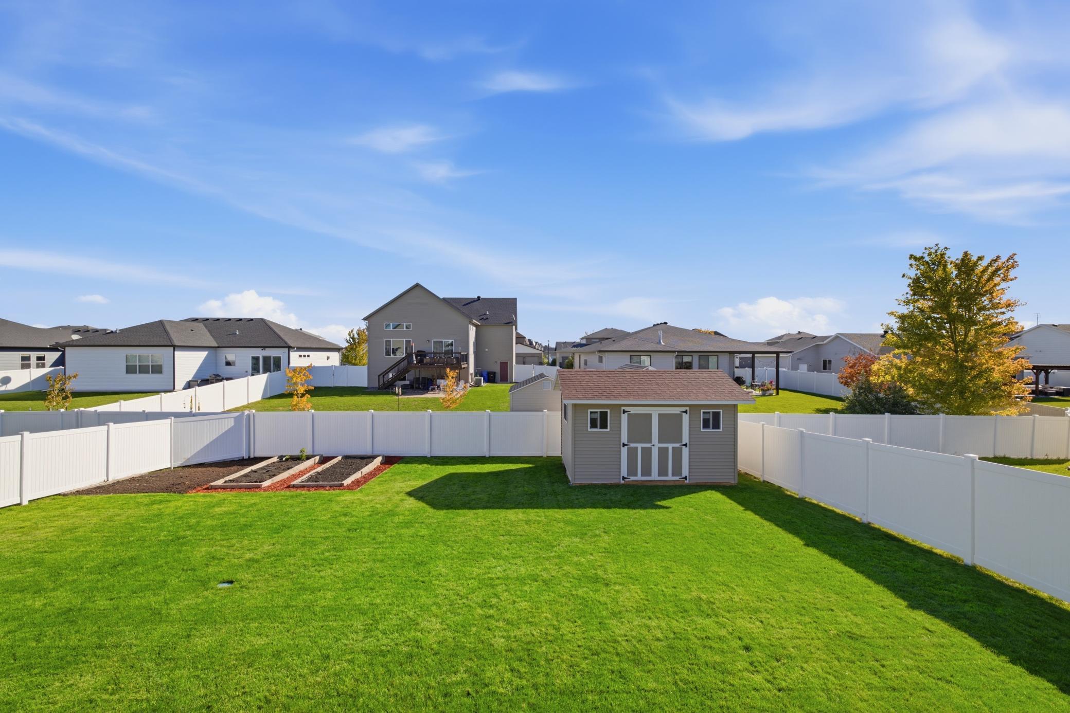 2012 single family home for sale at 6916 24th Street S in Fargo, ND — 4 bed, 3 bath (photo 46 of 70)