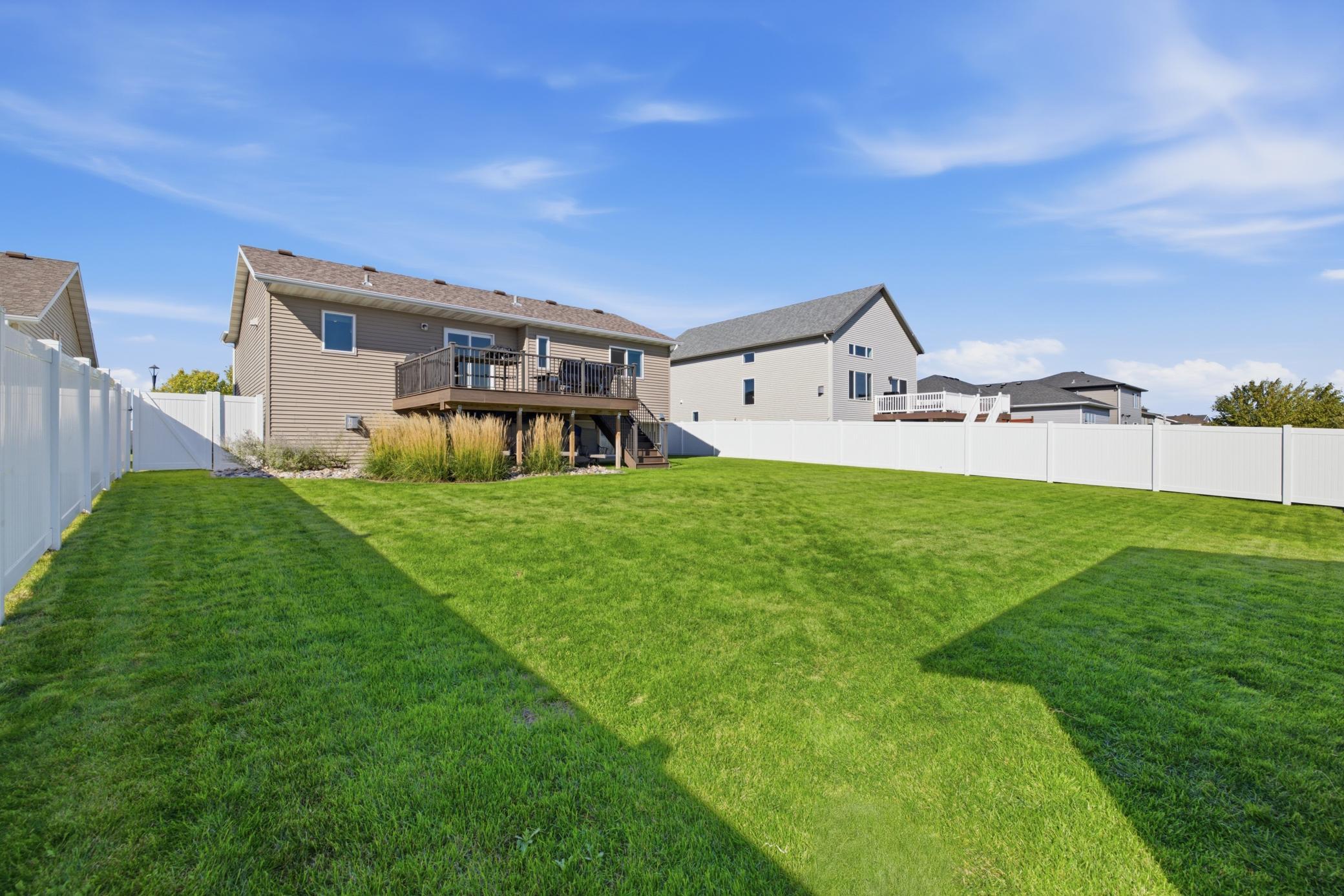 2012 single family home for sale at 6916 24th Street S in Fargo, ND — 4 bed, 3 bath (photo 51 of 70)