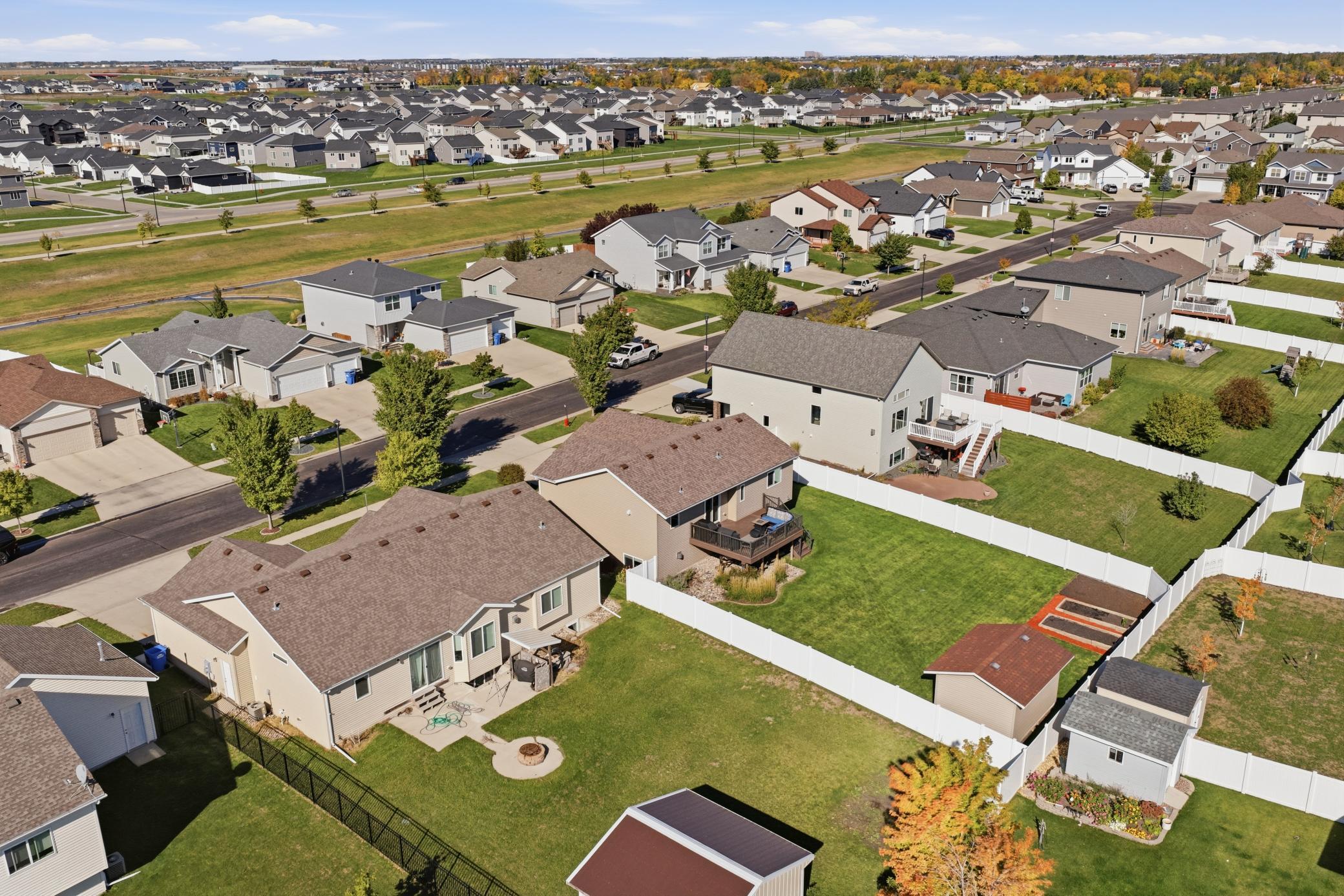 2012 single family home for sale at 6916 24th Street S in Fargo, ND — 4 bed, 3 bath (photo 60 of 70)
