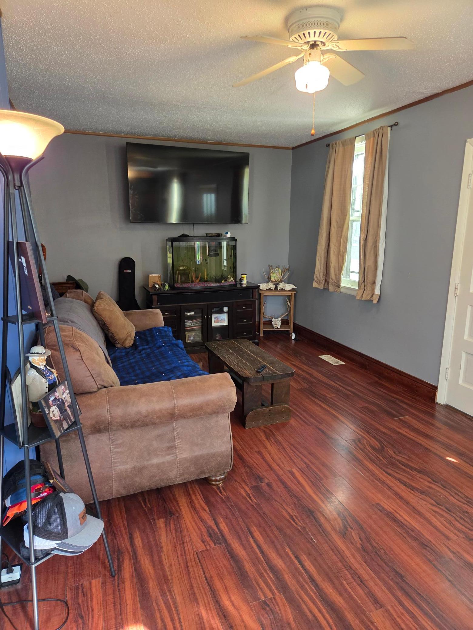 1880 single family home for sale at 405 1st Avenue E in Abercrombie, ND — 2 bed, 2 bath (photo 9 of 13)