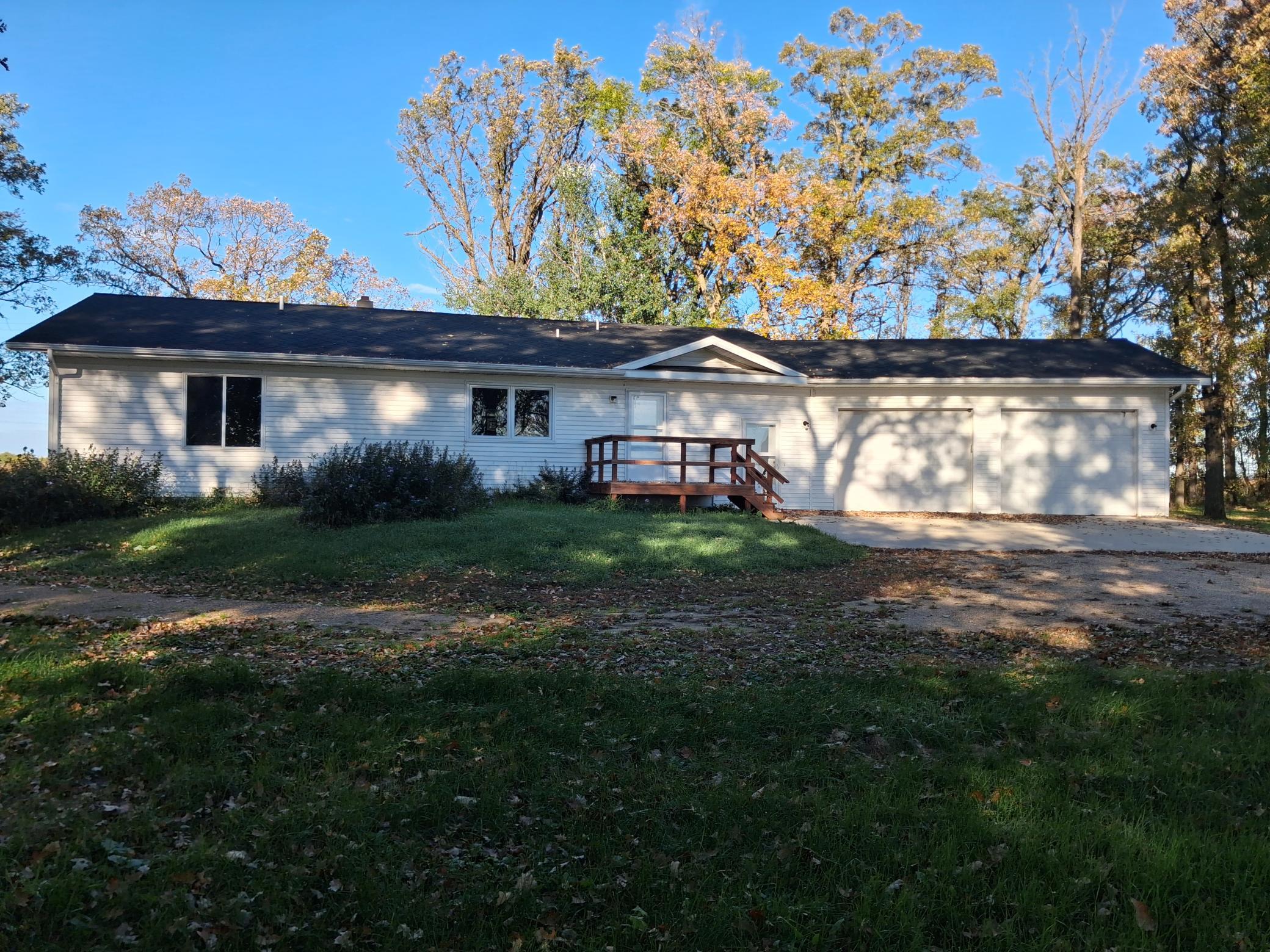 1978 single family home for sale at 32586 595th Avenue in Wadena, MN — 4 bed, 2 bath (photo 2 of 42)