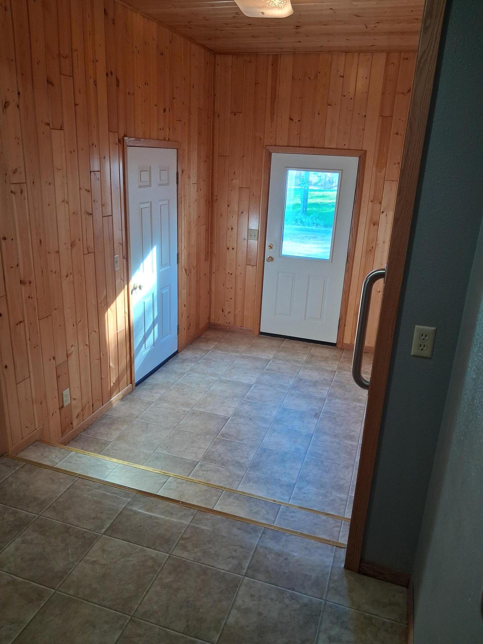 1978 single family home for sale at 32586 595th Avenue in Wadena, MN — 4 bed, 2 bath (photo 16 of 42)