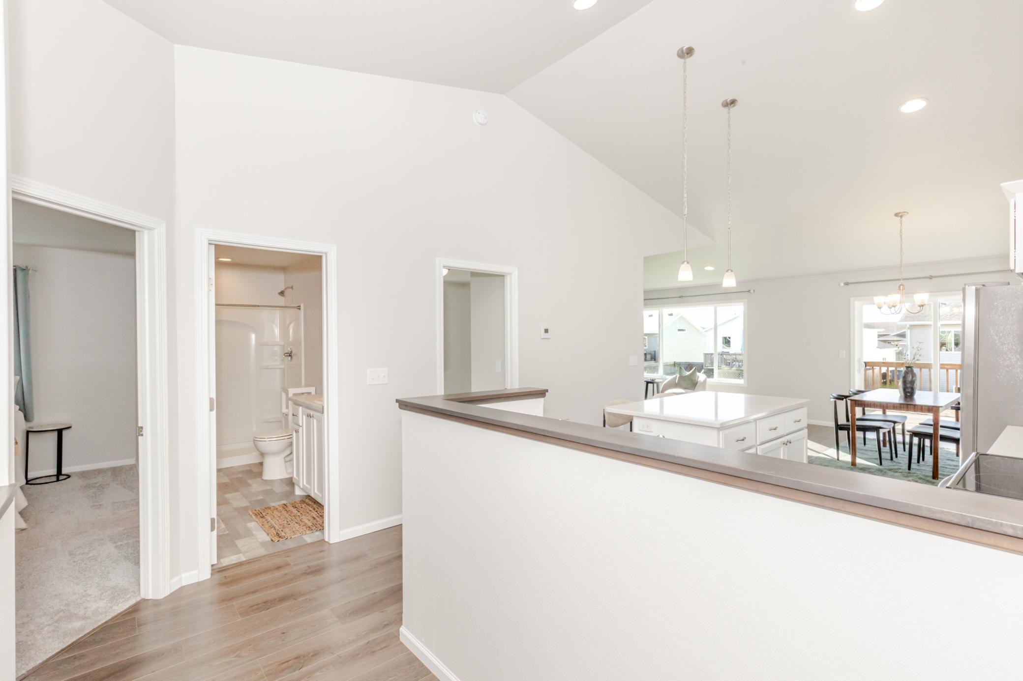 2020 single family home for sale at 4513 17th Street S in Moorhead, MN — 4 bed, 2 bath (photo 26 of 43)