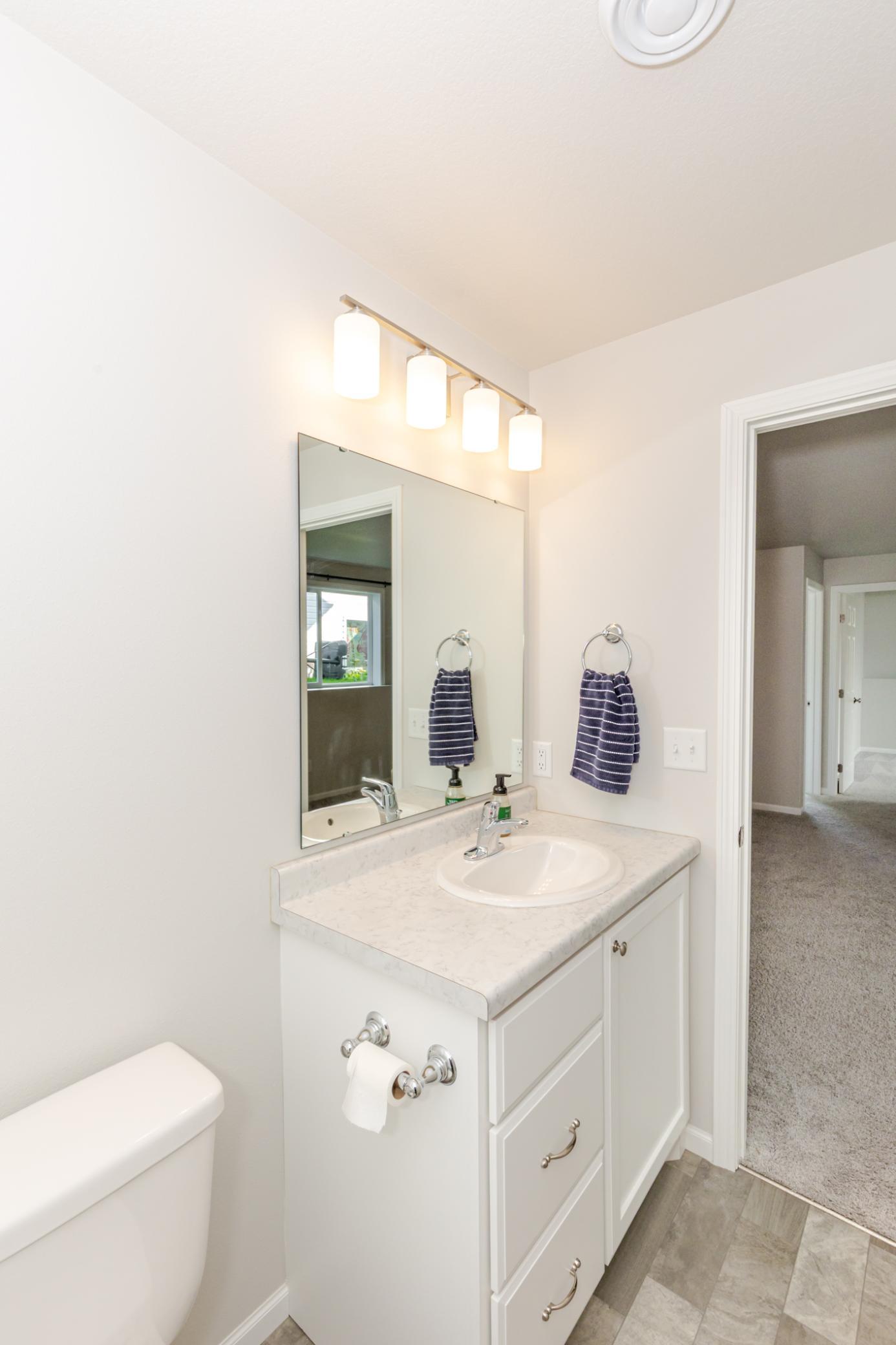 2020 single family home for sale at 4513 17th Street S in Moorhead, MN — 4 bed, 2 bath (photo 34 of 43)