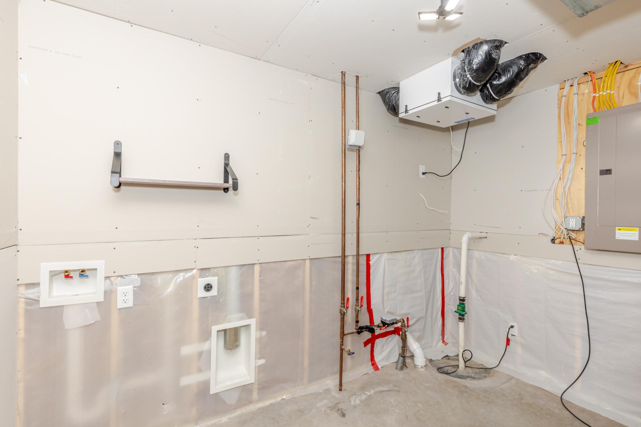 2020 single family home for sale at 4513 17th Street S in Moorhead, MN — 4 bed, 2 bath (photo 35 of 43)
