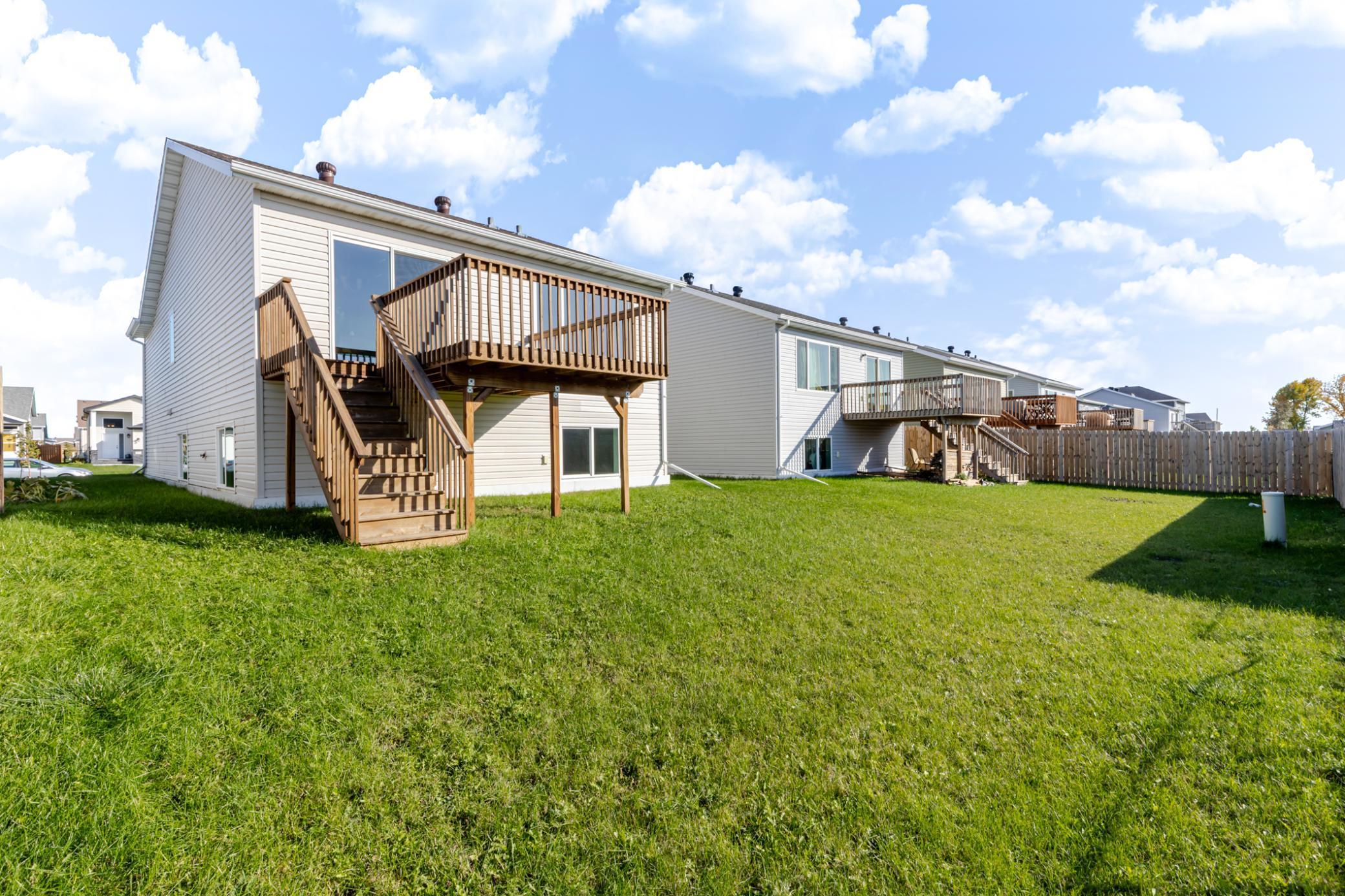 2020 single family home for sale at 4513 17th Street S in Moorhead, MN — 4 bed, 2 bath (photo 39 of 43)