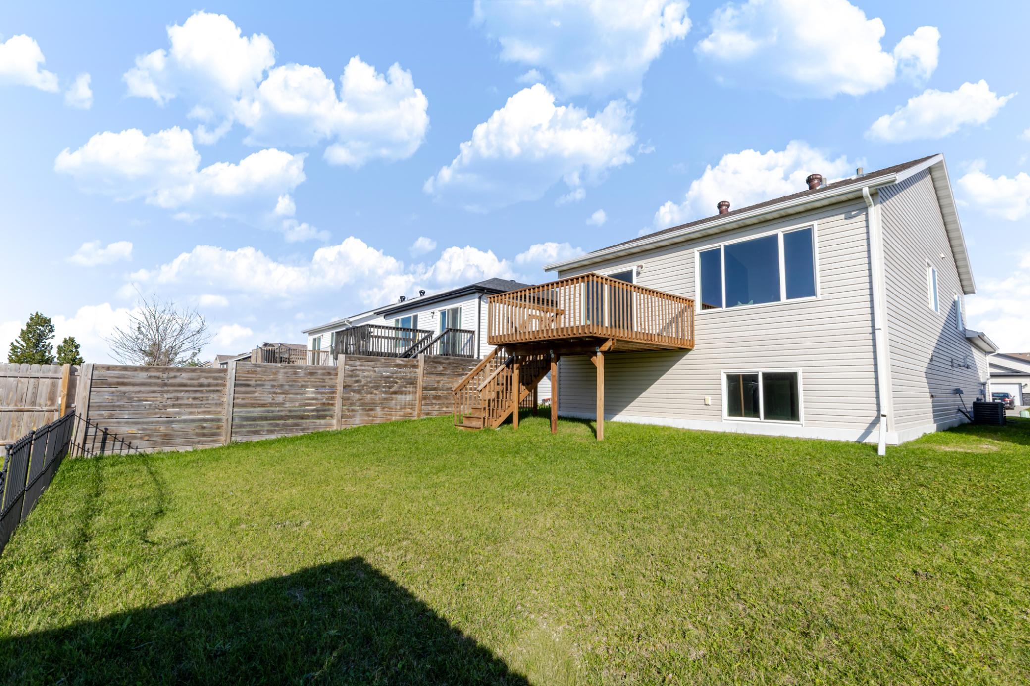 2020 single family home for sale at 4513 17th Street S in Moorhead, MN — 4 bed, 2 bath (photo 41 of 43)