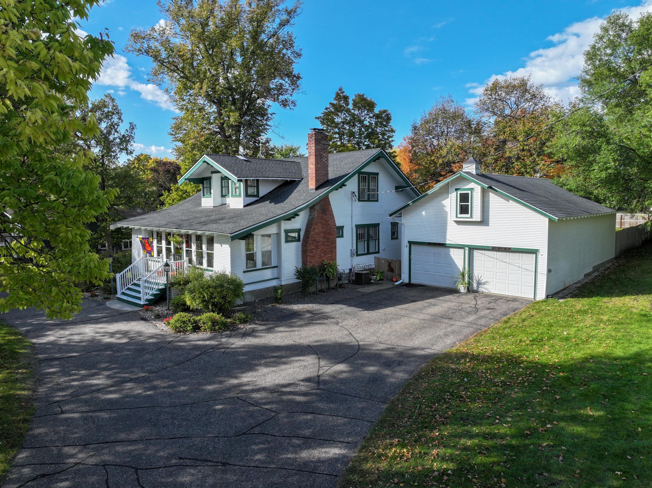 1920 single family home for sale at 3308 N Nokomis NE in Alexandria, MN — 4 bed, 4 bath