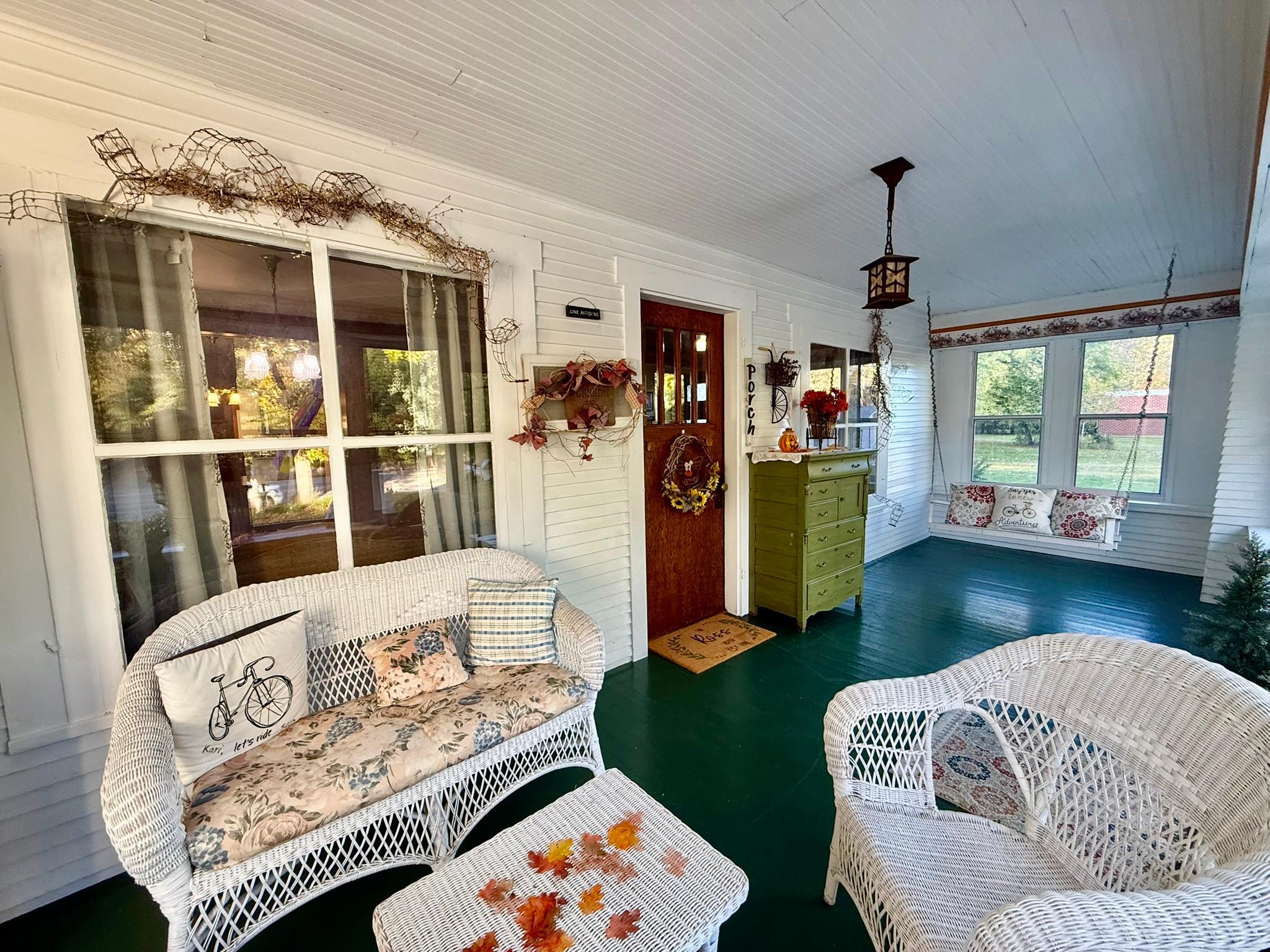 1920 single family home for sale at 3308 N Nokomis NE in Alexandria, MN — 4 bed, 4 bath (photo 11 of 91)