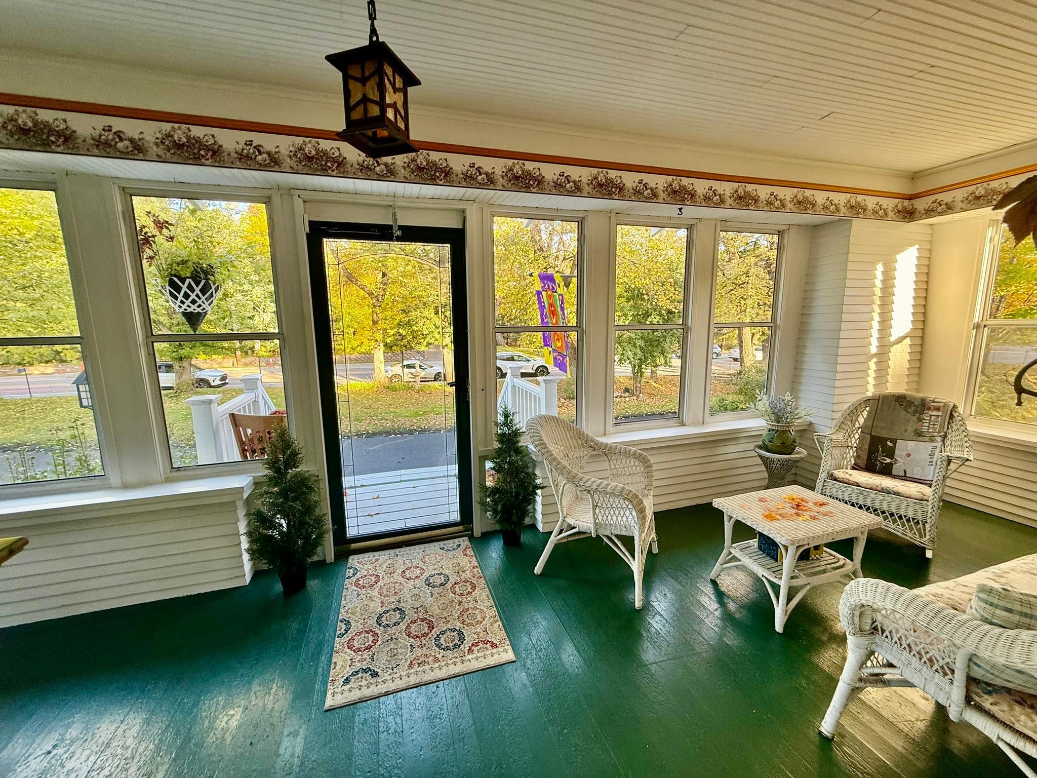 1920 single family home for sale at 3308 N Nokomis NE in Alexandria, MN — 4 bed, 4 bath (photo 12 of 91)