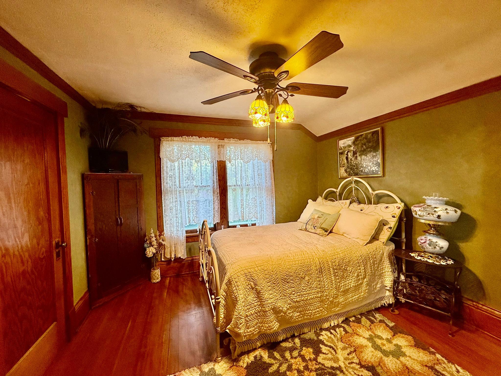 1920 single family home for sale at 3308 N Nokomis NE in Alexandria, MN — 4 bed, 4 bath (photo 36 of 91)