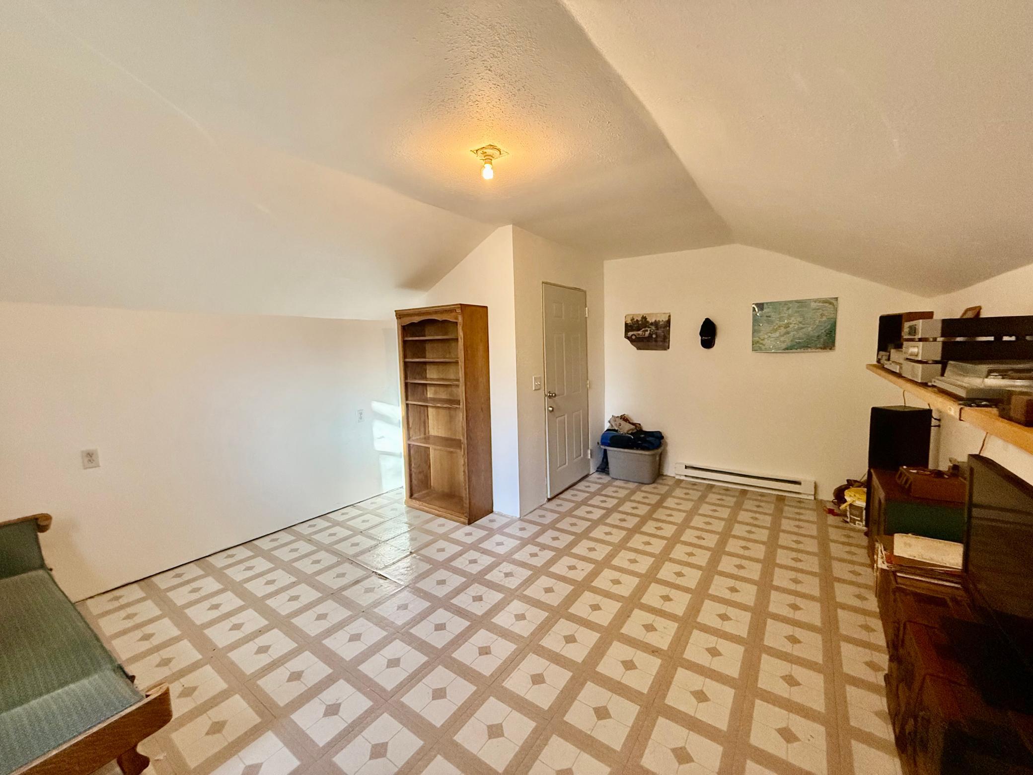 1920 single family home for sale at 3308 N Nokomis NE in Alexandria, MN — 4 bed, 4 bath (photo 56 of 91)
