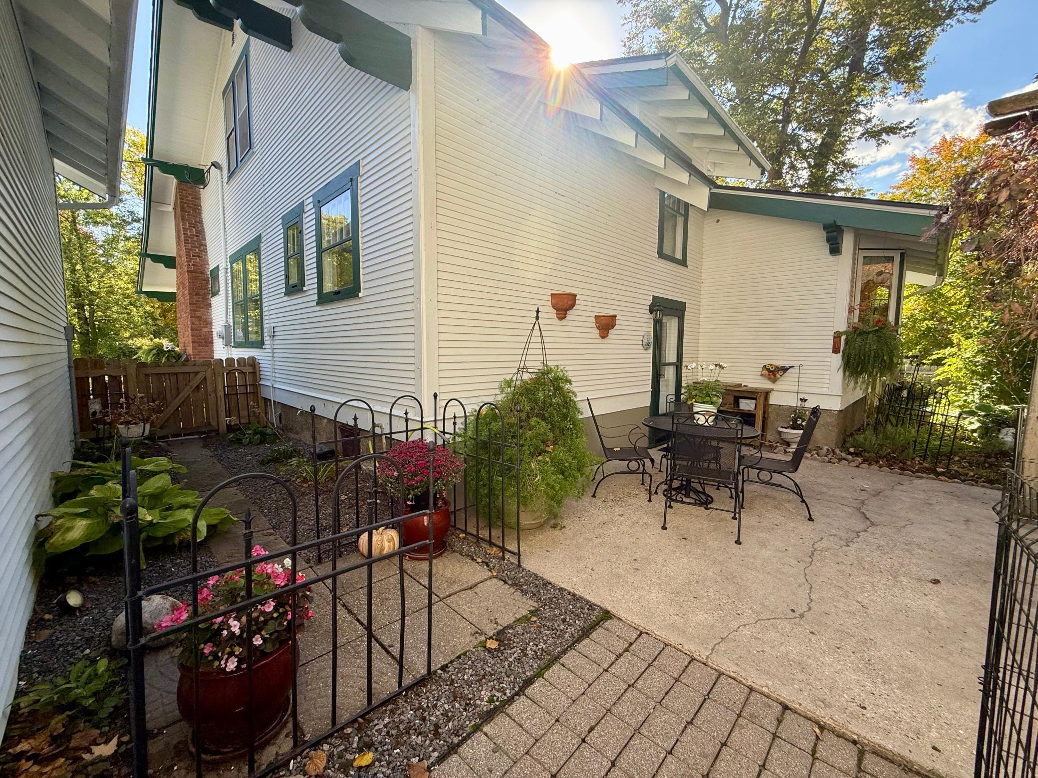 1920 single family home for sale at 3308 N Nokomis NE in Alexandria, MN — 4 bed, 4 bath (photo 58 of 91)