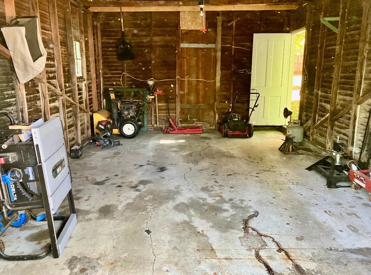 1920 single family home for sale at 3308 N Nokomis NE in Alexandria, MN — 4 bed, 4 bath (photo 62 of 91)