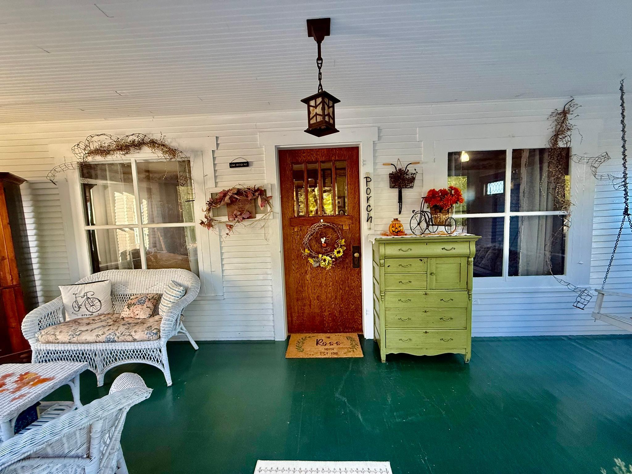 1920 single family home for sale at 3308 N Nokomis NE in Alexandria, MN — 4 bed, 4 bath (photo 9 of 91)