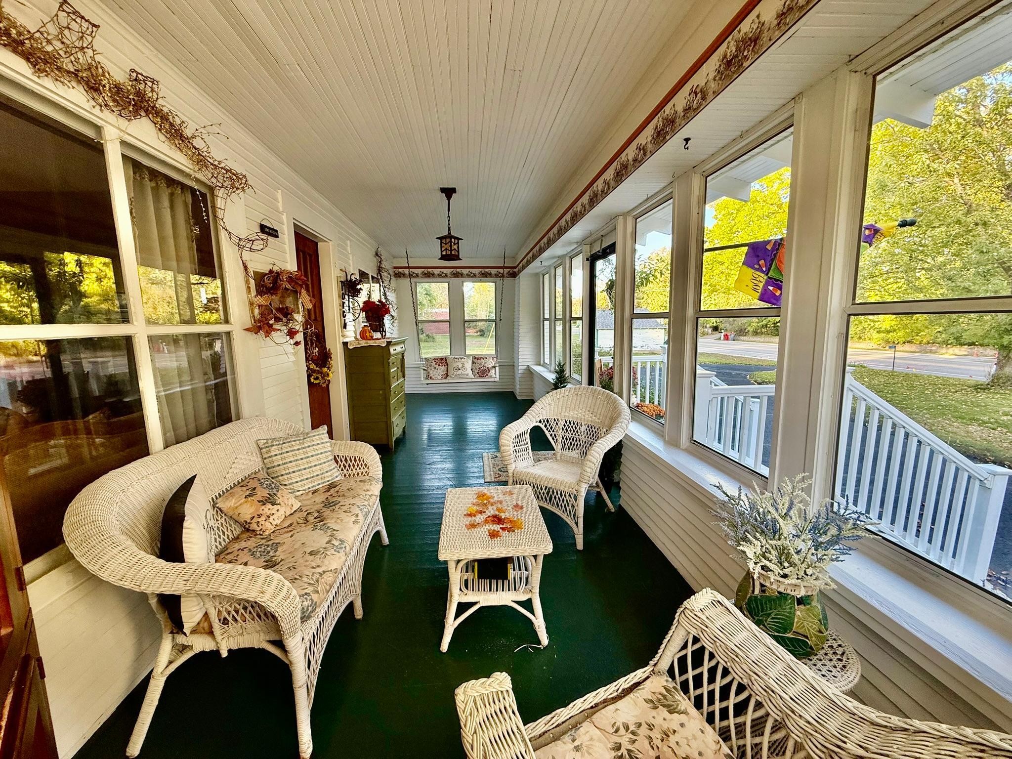 1920 single family home for sale at 3308 N Nokomis NE in Alexandria, MN — 4 bed, 4 bath (photo 10 of 91)