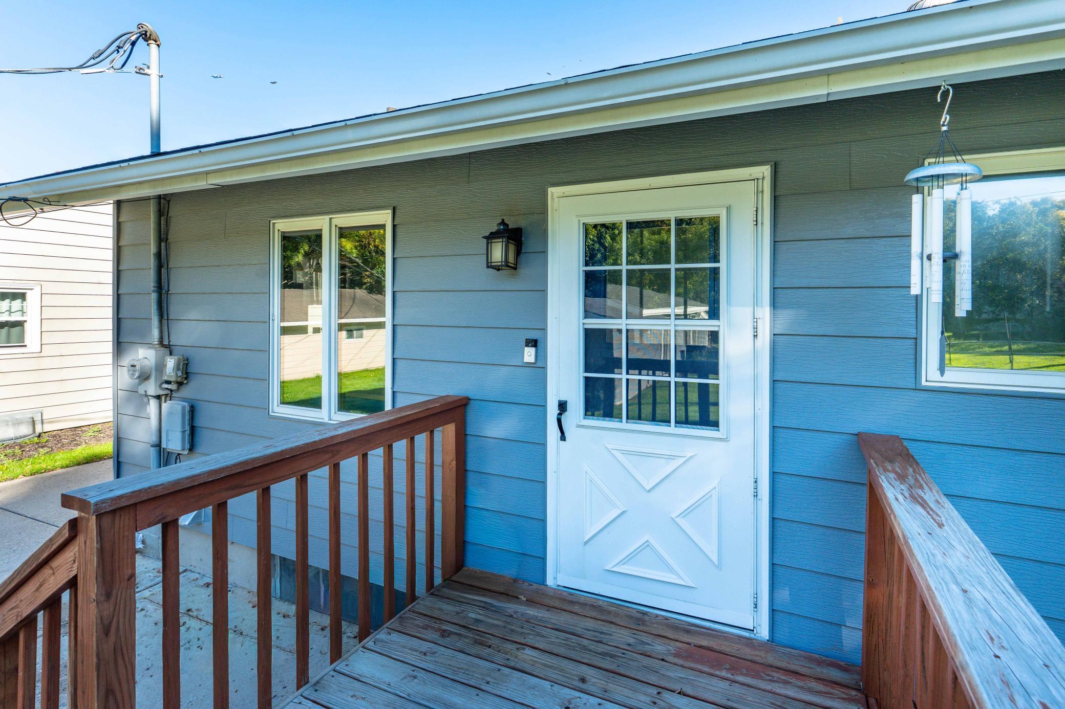 1956 single family home for sale at 412 E Everett Avenue in Fergus Falls, MN — 4 bed, 2 bath (photo 27 of 42)