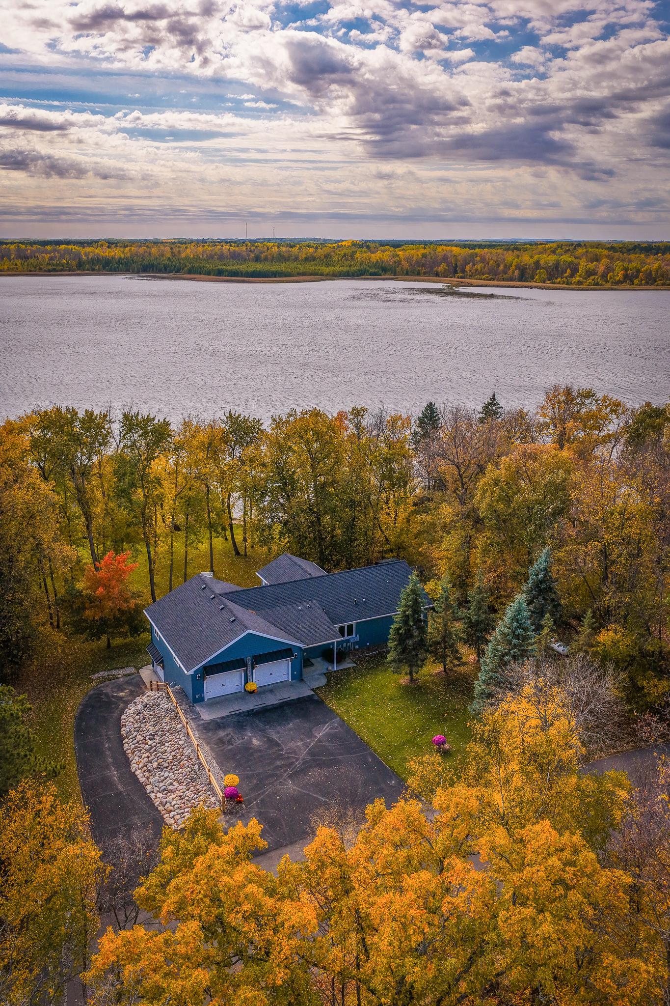 2004 single family home for sale at 13973 Hummingbird Drive in Park Rapids, MN — 3 bed, 3 bath