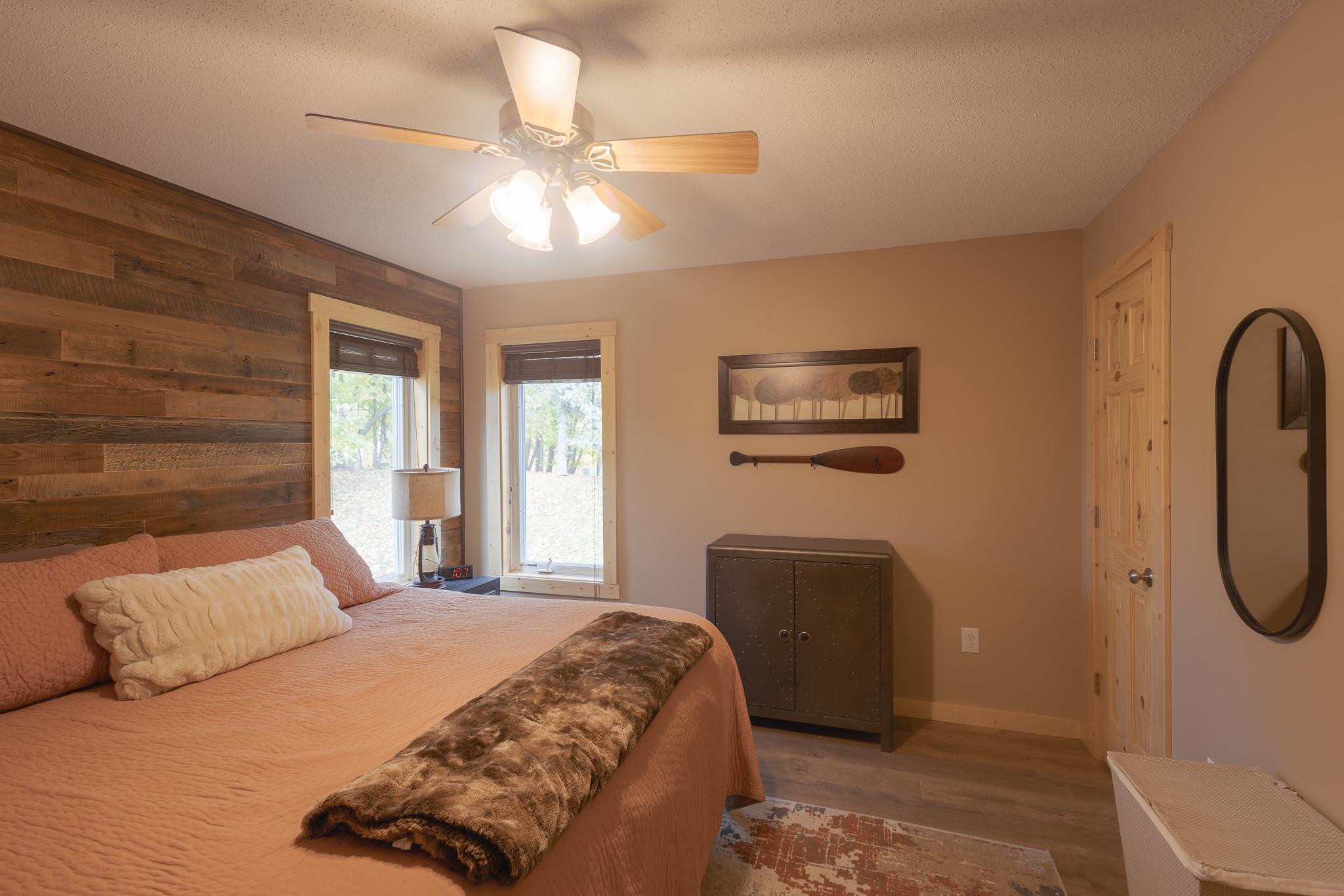 2004 single family home for sale at 13973 Hummingbird Drive in Park Rapids, MN — 3 bed, 3 bath (photo 22 of 53)