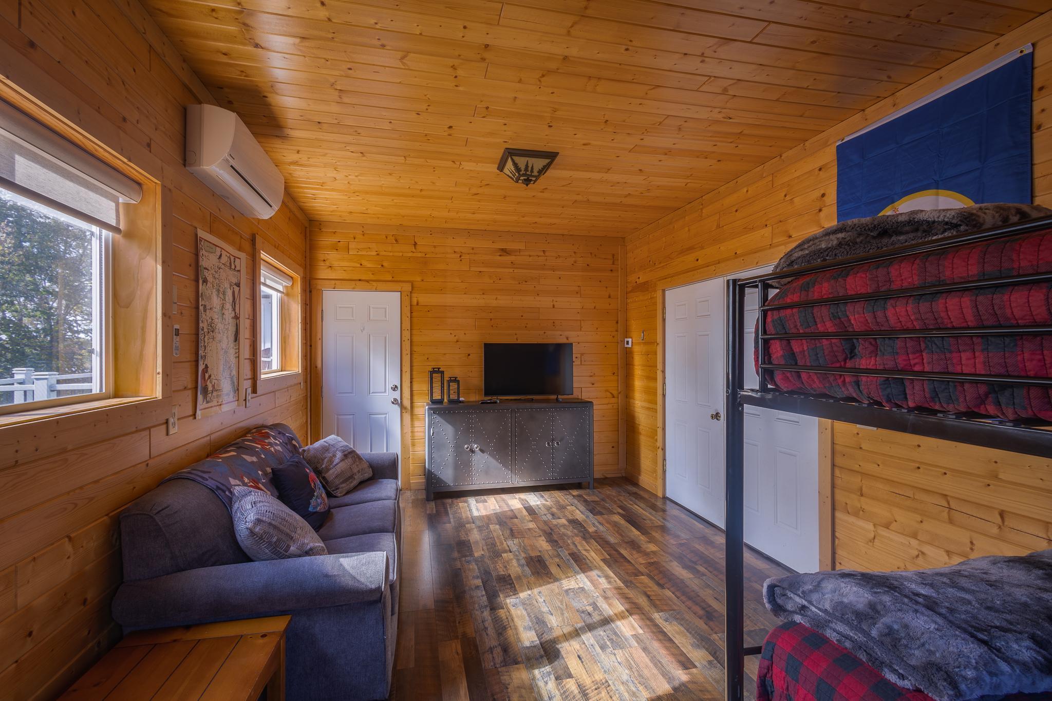 2004 single family home for sale at 13973 Hummingbird Drive in Park Rapids, MN — 3 bed, 3 bath (photo 28 of 53)