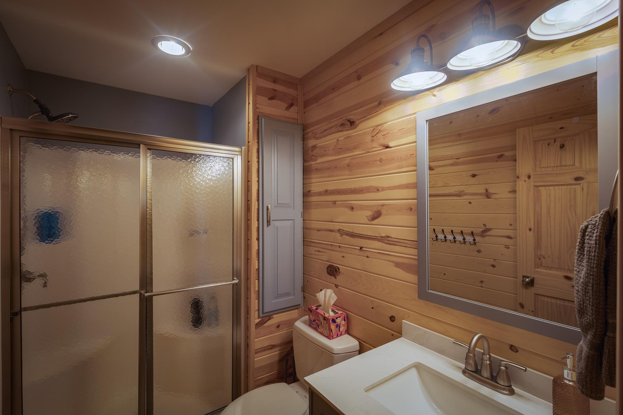 2004 single family home for sale at 13973 Hummingbird Drive in Park Rapids, MN — 3 bed, 3 bath (photo 36 of 53)