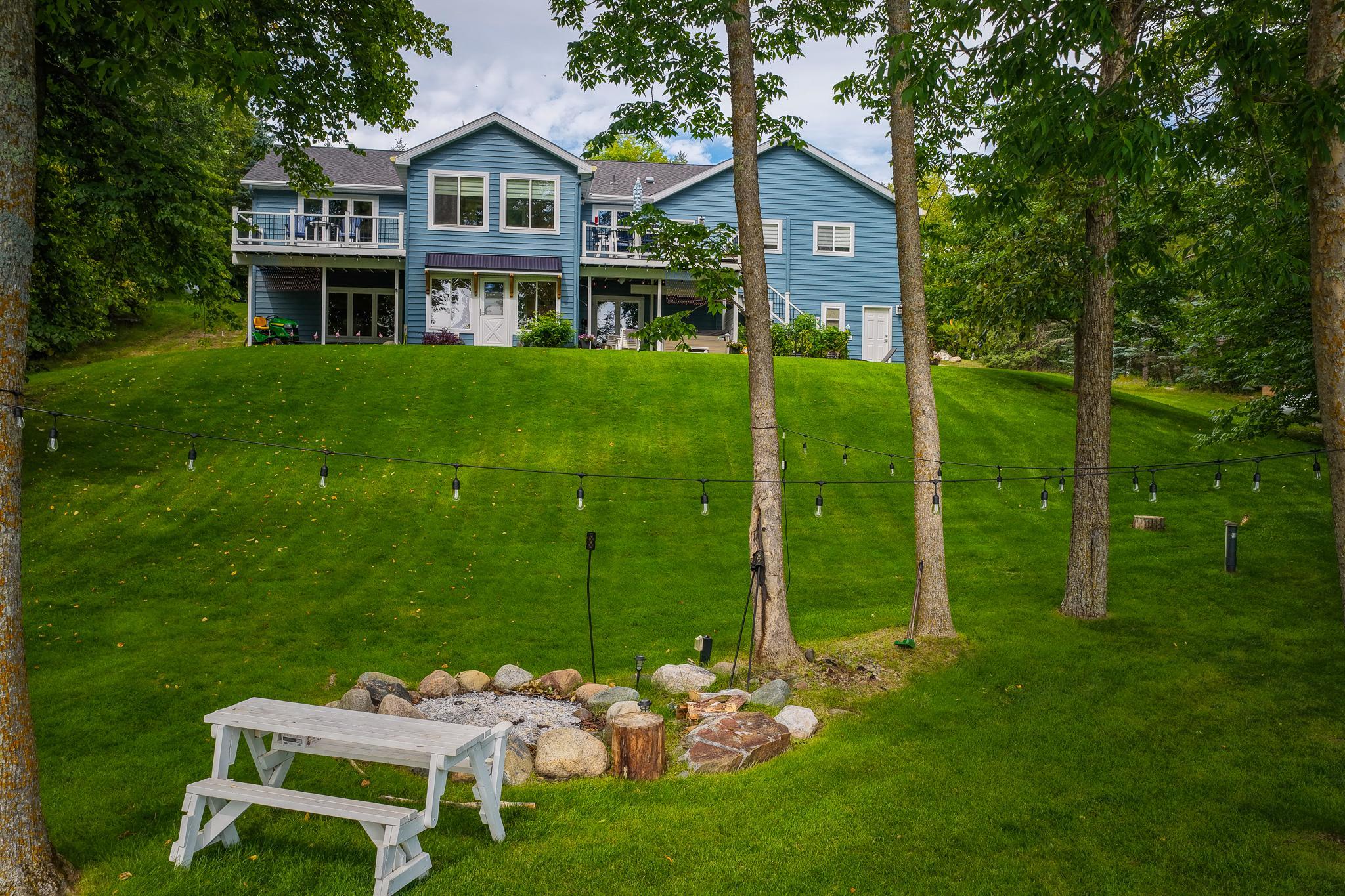 2004 single family home for sale at 13973 Hummingbird Drive in Park Rapids, MN — 3 bed, 3 bath (photo 6 of 53)