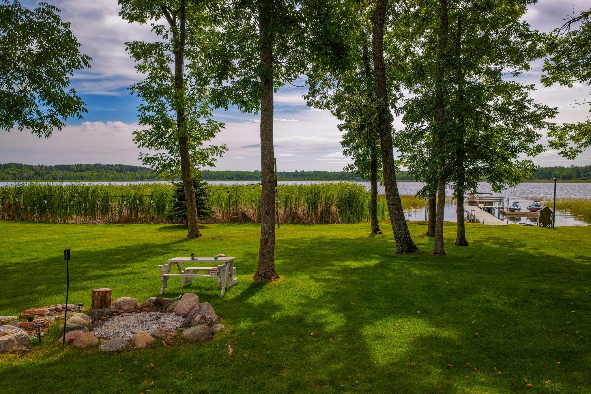 2004 single family home for sale at 13973 Hummingbird Drive in Park Rapids, MN — 3 bed, 3 bath (photo 7 of 53)