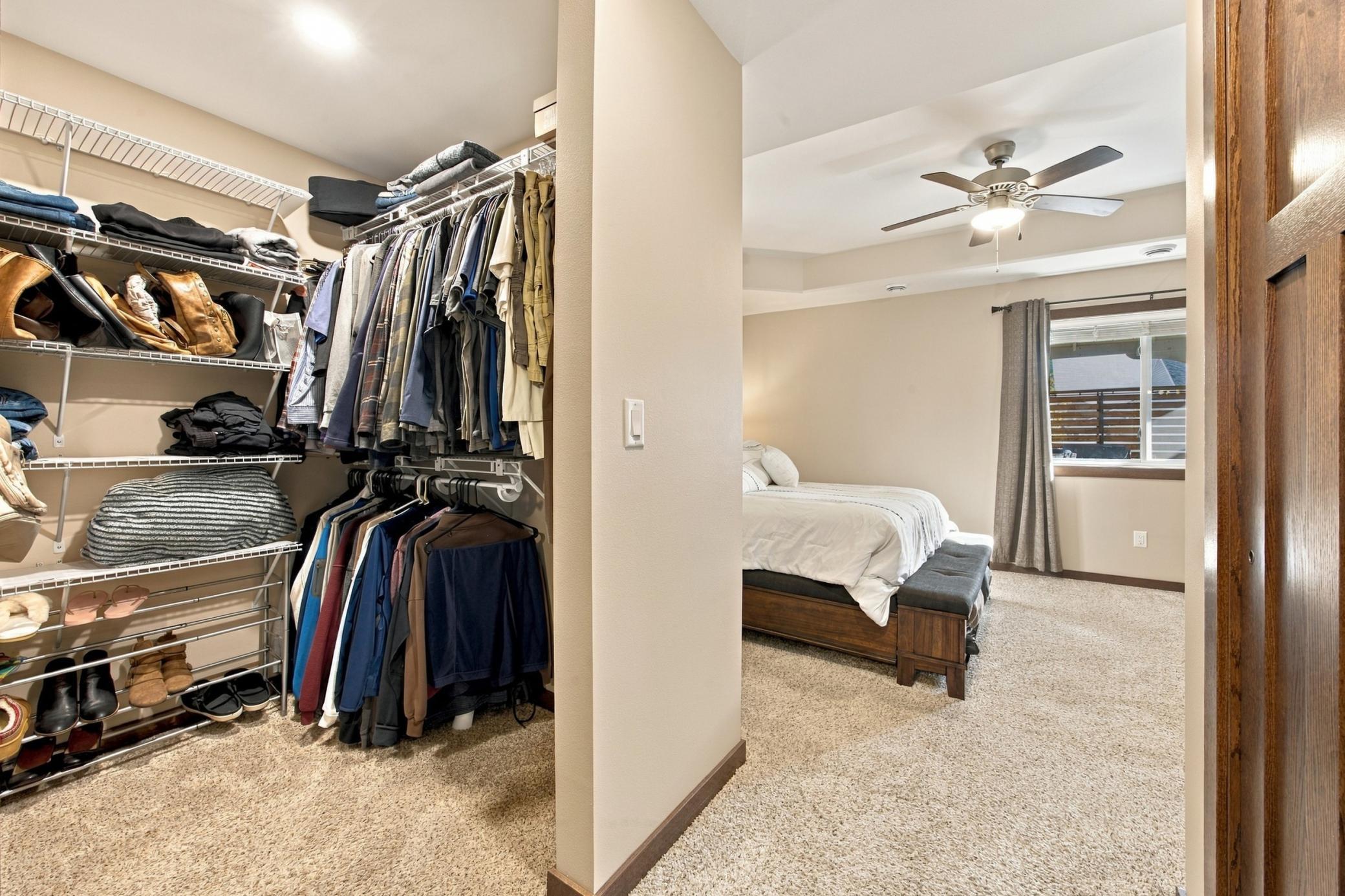 2019 single family home for sale at 413 38th Avenue E in West Fargo, ND — 3 bed, 2 bath (photo 16 of 33)