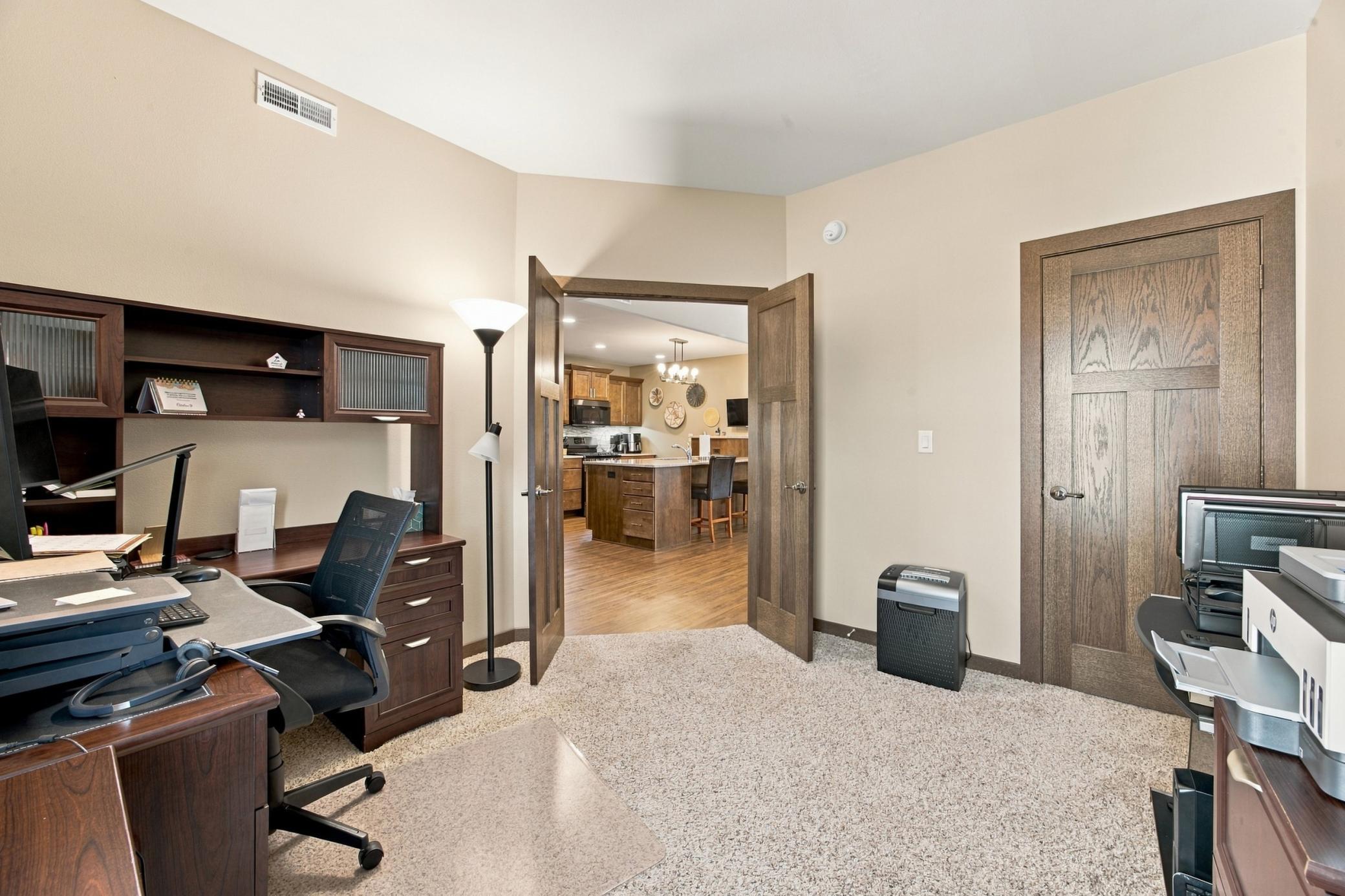 2019 single family home for sale at 413 38th Avenue E in West Fargo, ND — 3 bed, 2 bath (photo 23 of 33)