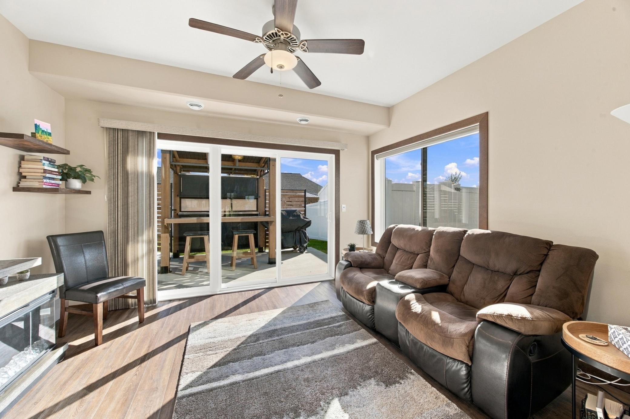 2019 single family home for sale at 413 38th Avenue E in West Fargo, ND — 3 bed, 2 bath (photo 9 of 33)