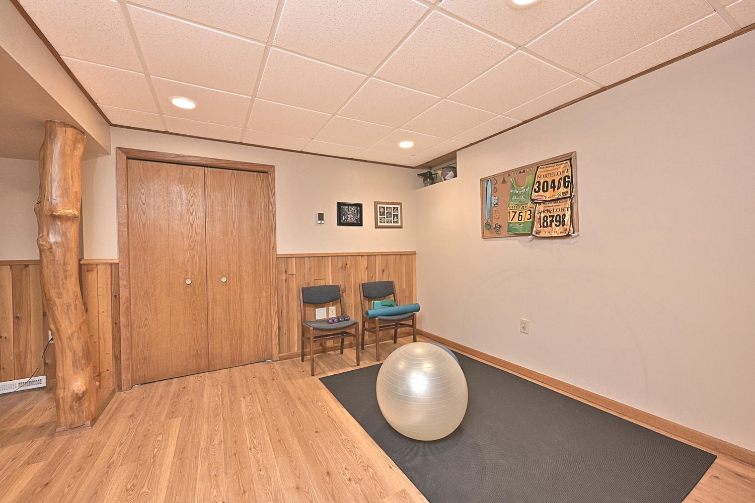 1981 single family home for sale at 2002 NW 9th Avenue in Grand Rapids, MN — 4 bed, 3 bath (photo 23 of 43)