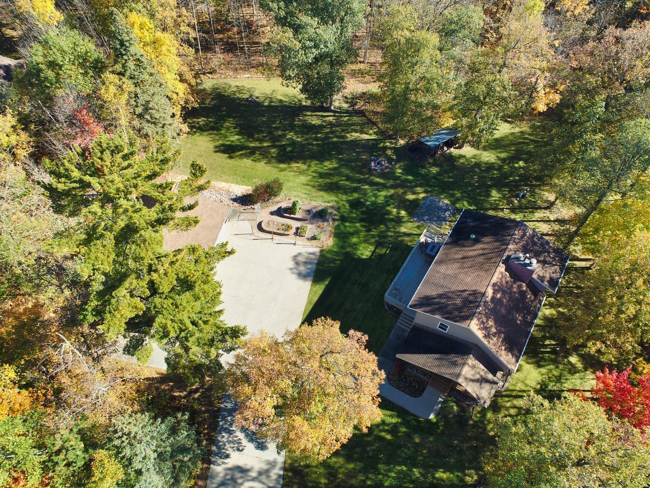 1981 single family home for sale at 2002 NW 9th Avenue in Grand Rapids, MN — 4 bed, 3 bath (photo 35 of 43)