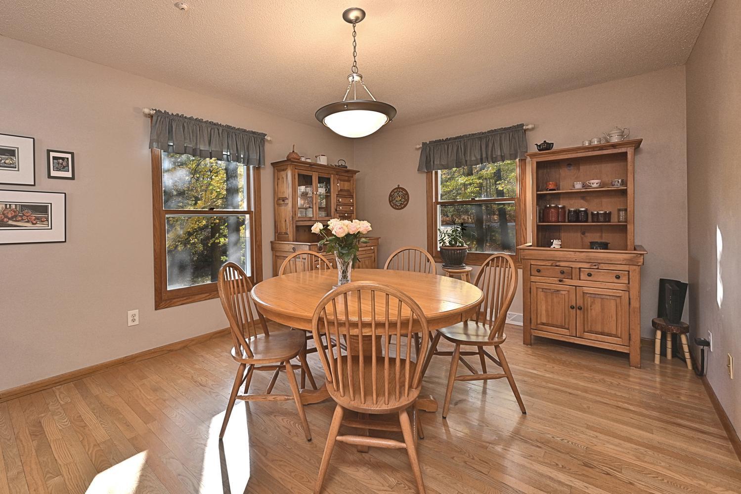 1981 single family home for sale at 2002 NW 9th Avenue in Grand Rapids, MN — 4 bed, 3 bath (photo 9 of 43)