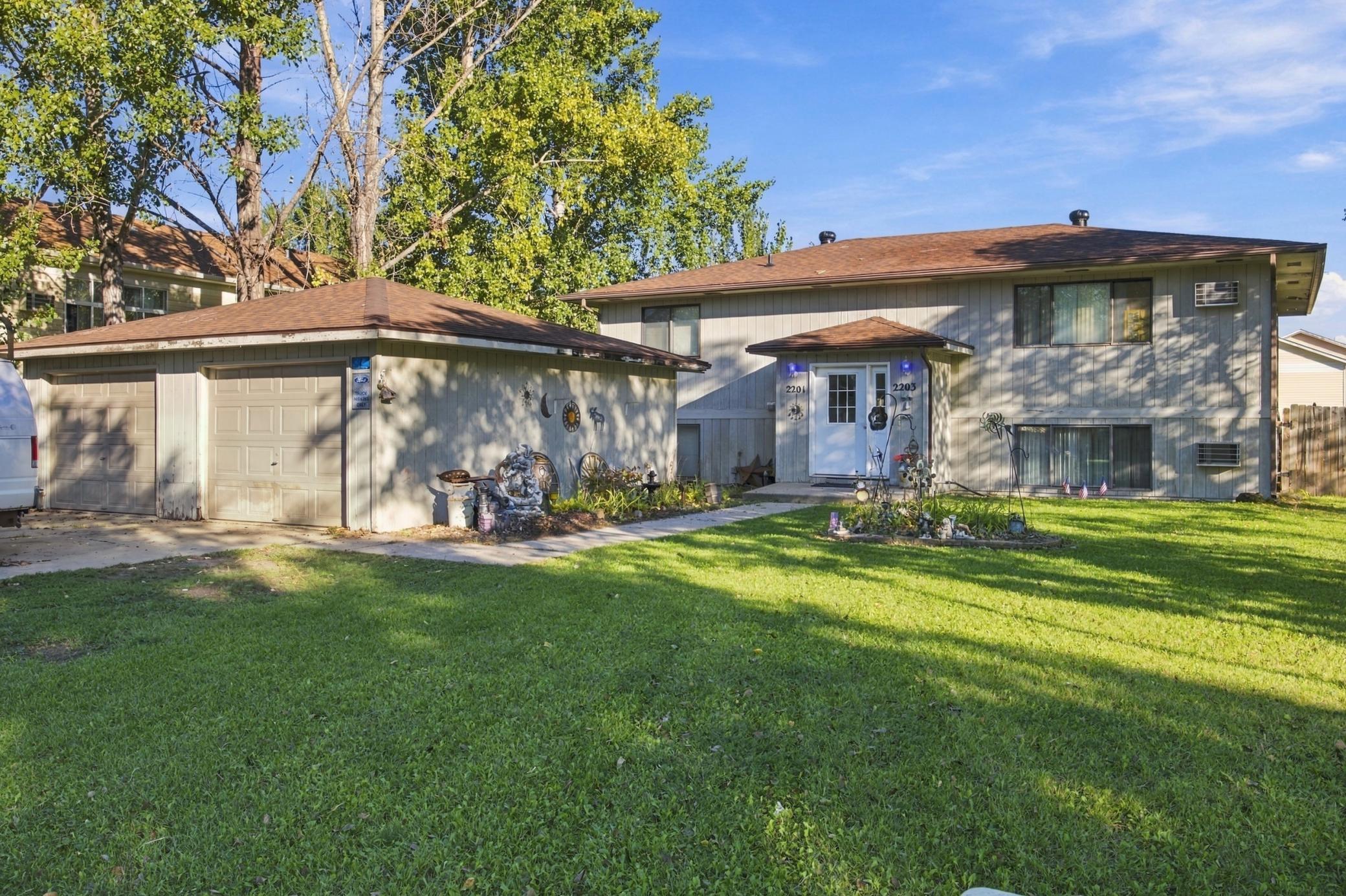 1986 duplex for sale at 2203 30 1/2 Avenue S in Fargo, ND — 6 bed, 2 bath