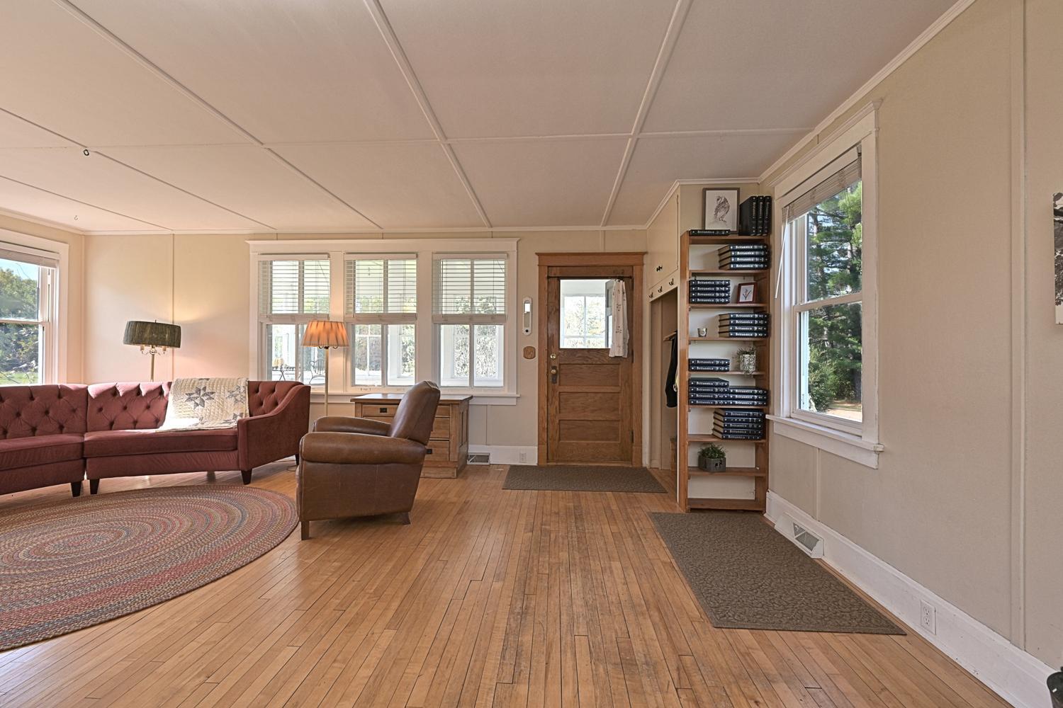 1934 single family home for sale at 27366 County Road 69 in Bovey, MN — 3 bed, 1 bath (photo 4 of 56)
