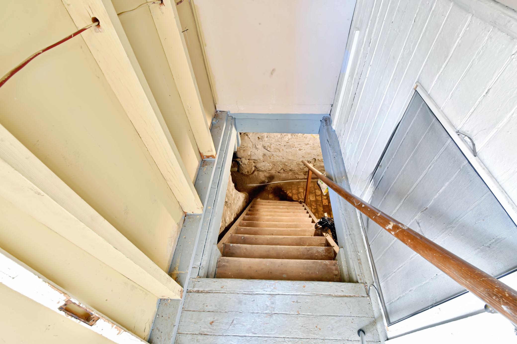 1880 single family home for sale at 523 FRONT Street N in Barnesville, MN — 4 bed, 2 bath (photo 43 of 55)