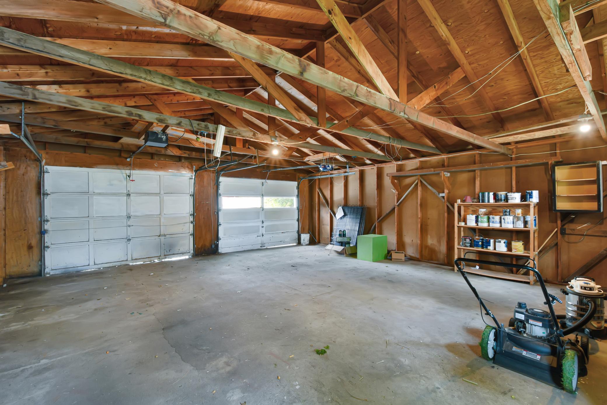 1880 single family home for sale at 523 FRONT Street N in Barnesville, MN — 4 bed, 2 bath (photo 52 of 55)
