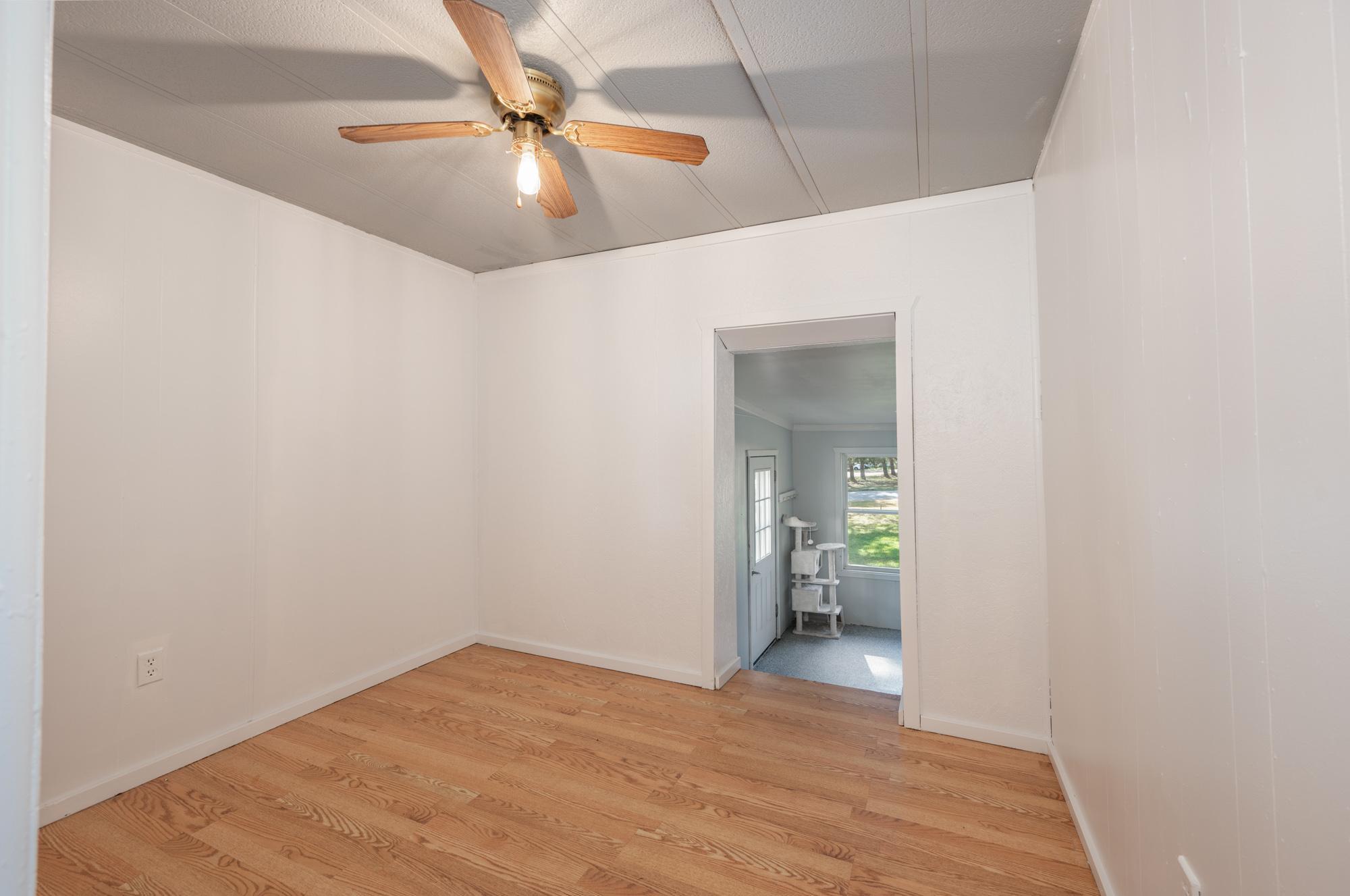 1975 single family home for sale at 2540 Diane Lane in Grand Rapids, MN — 2 bed, 1 bath (photo 14 of 31)