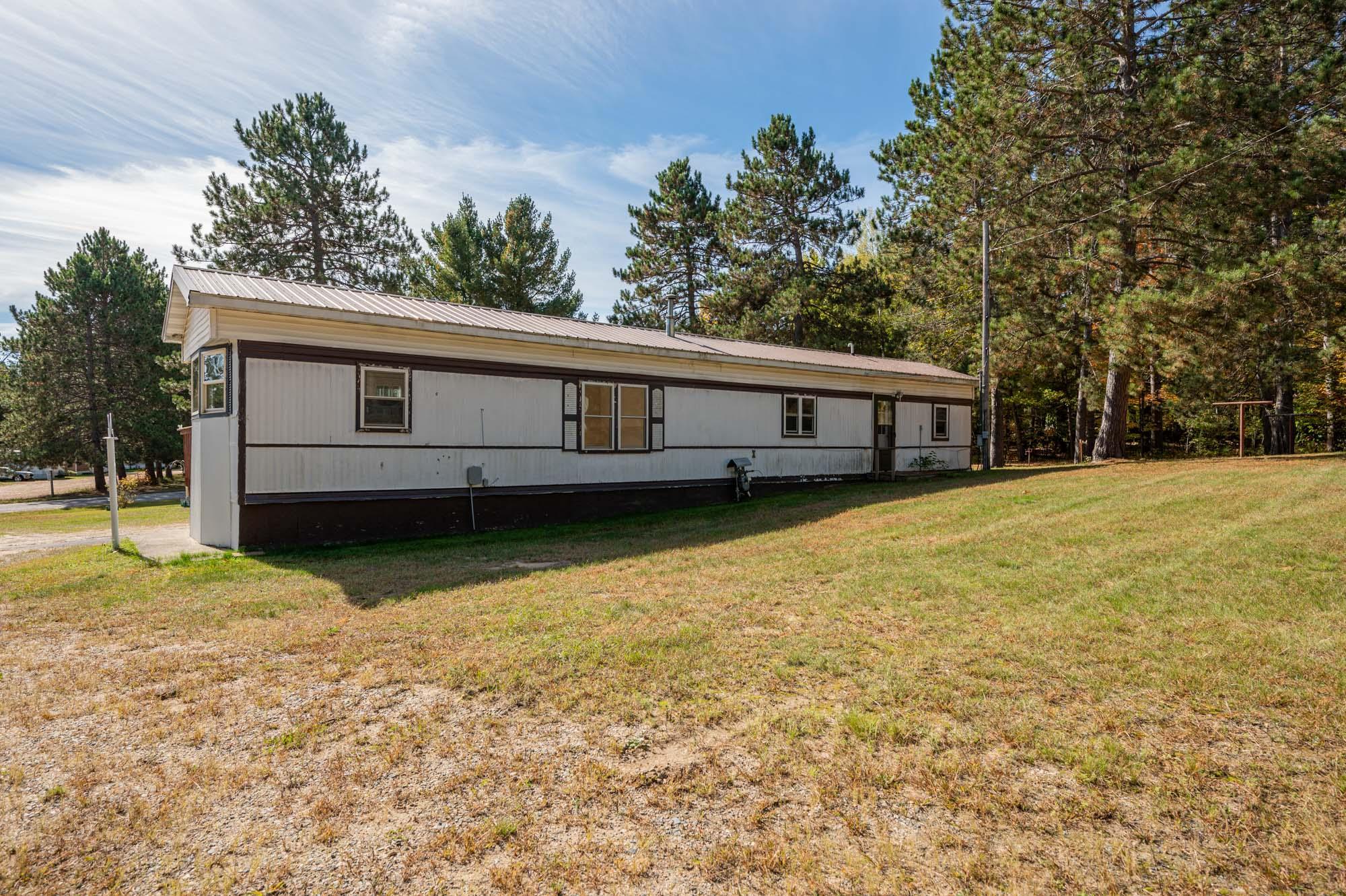 1975 single family home for sale at 2540 Diane Lane in Grand Rapids, MN — 2 bed, 1 bath (photo 26 of 31)