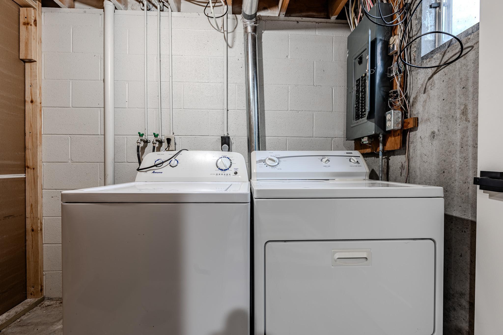 1977 condo for sale at 308 13th Avenue E in West Fargo, ND — 2 bed, 2 bath (photo 24 of 32)