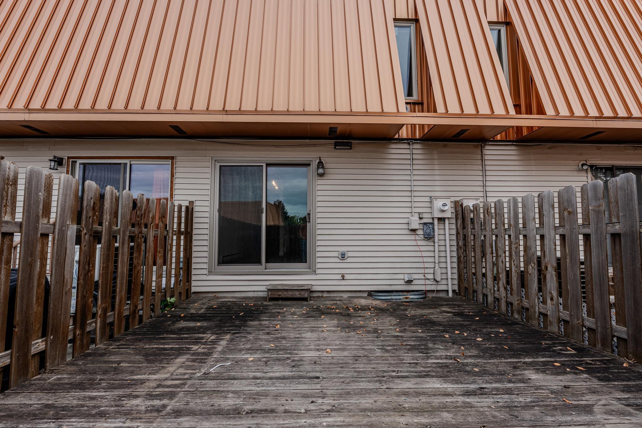1977 condo for sale at 308 13th Avenue E in West Fargo, ND — 2 bed, 2 bath (photo 27 of 32)