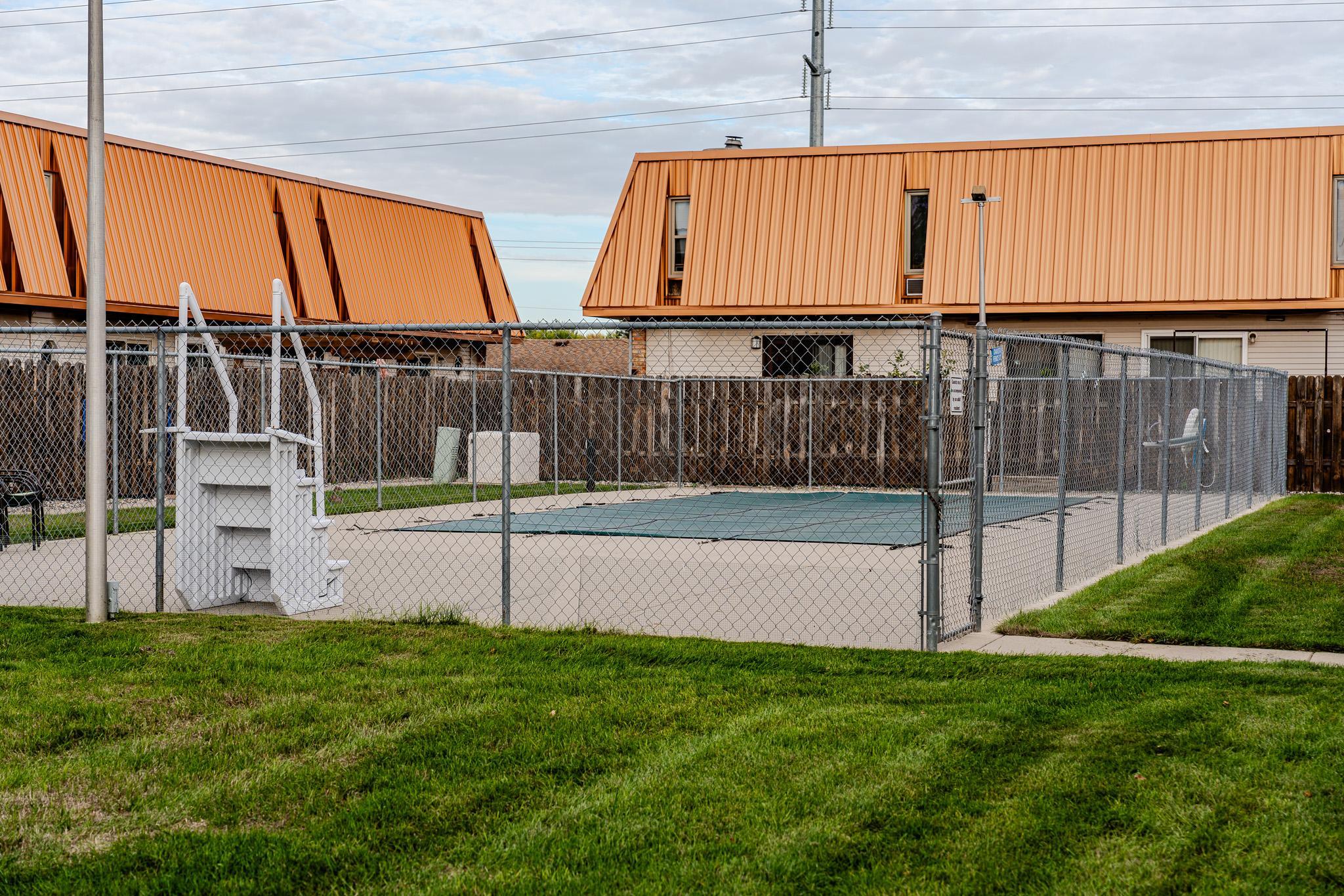 1977 condo for sale at 308 13th Avenue E in West Fargo, ND — 2 bed, 2 bath (photo 31 of 32)