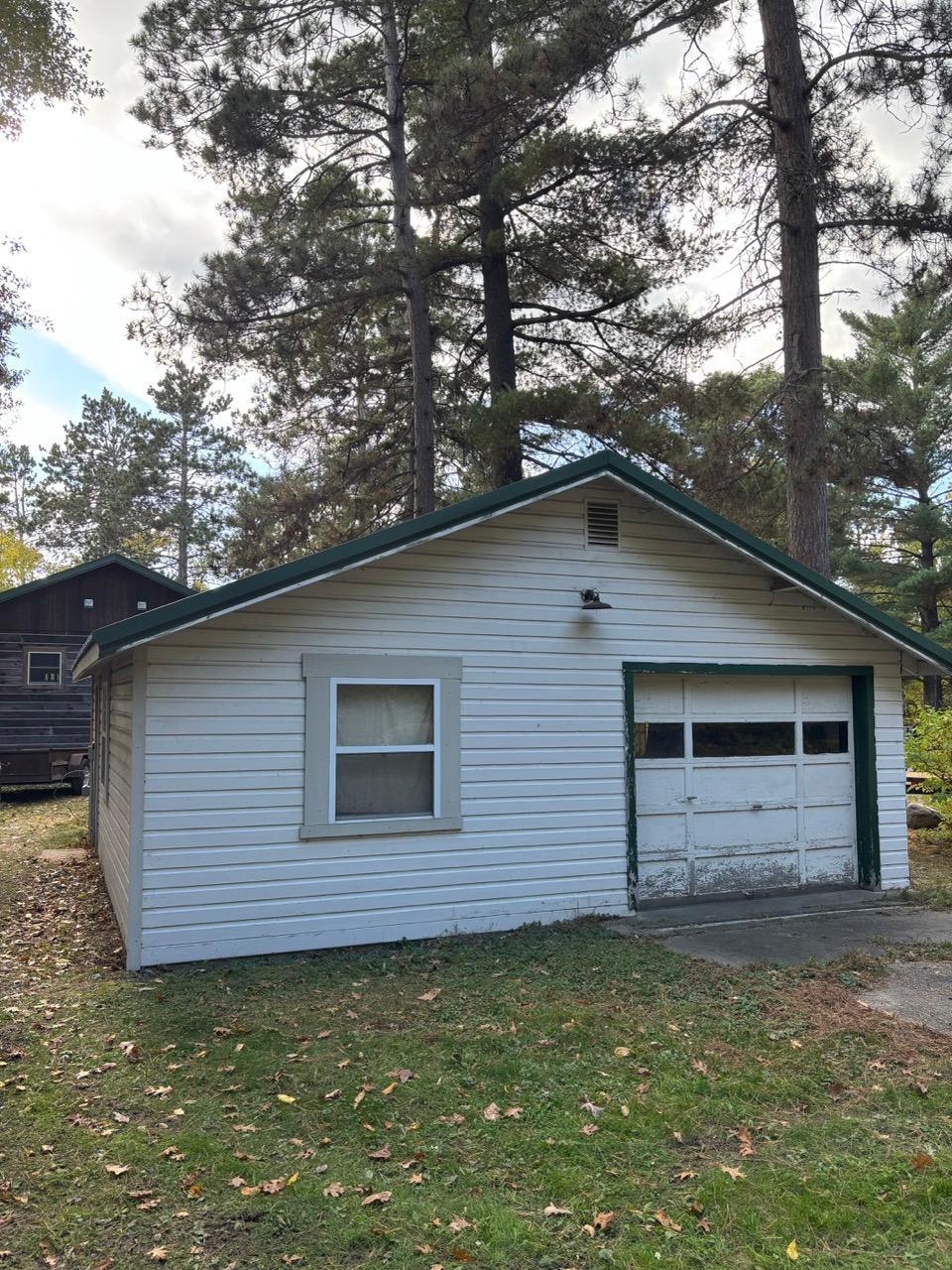 2002 single family home for sale at 30231 Pequot Boulevard in Pequot Lakes, MN — 3 bed, 2 bath (photo 5 of 27)