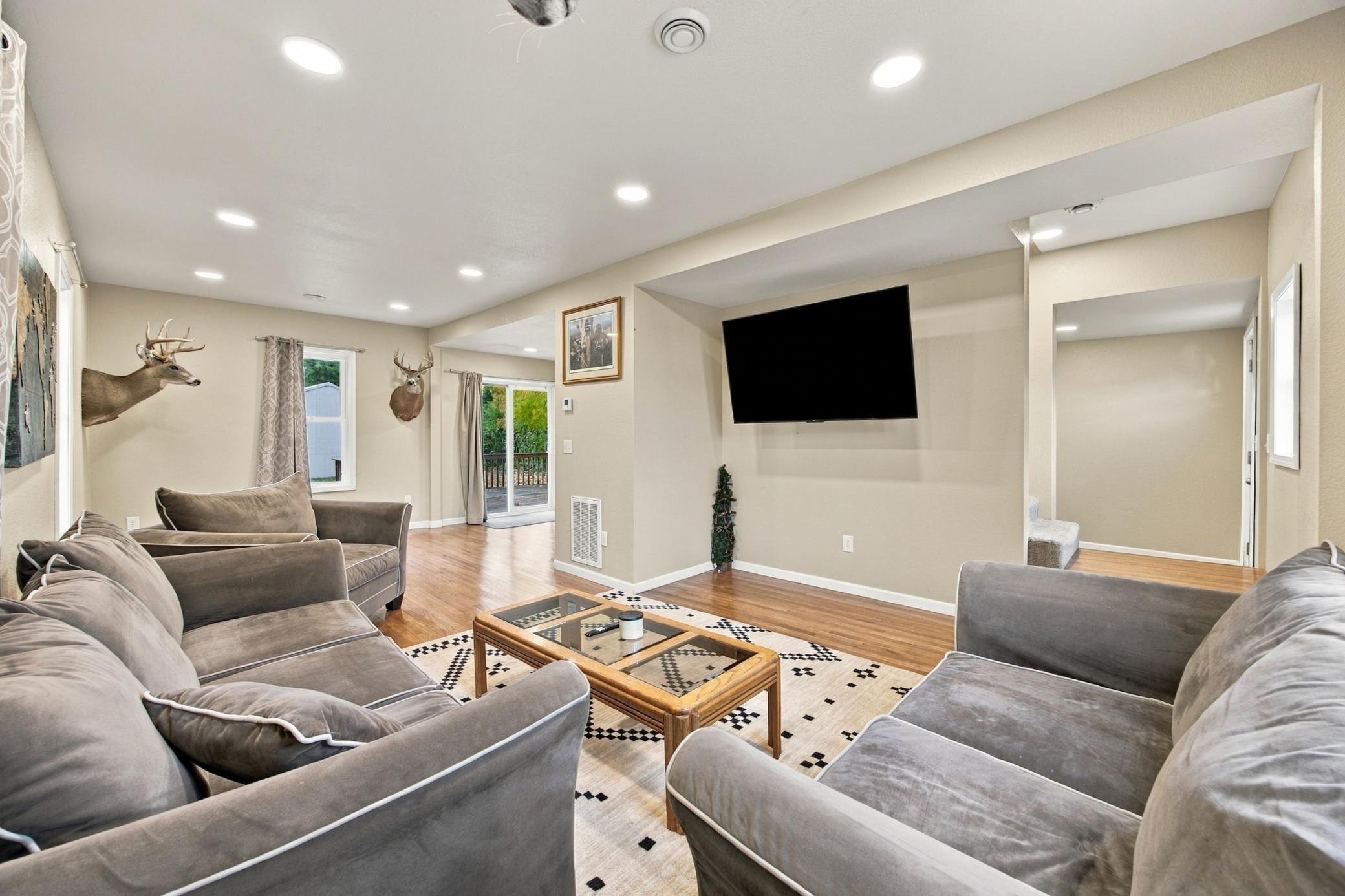 1911 single family home for sale at 101 E Linden Street in Vergas, MN — 3 bed, 2 bath (photo 11 of 27)