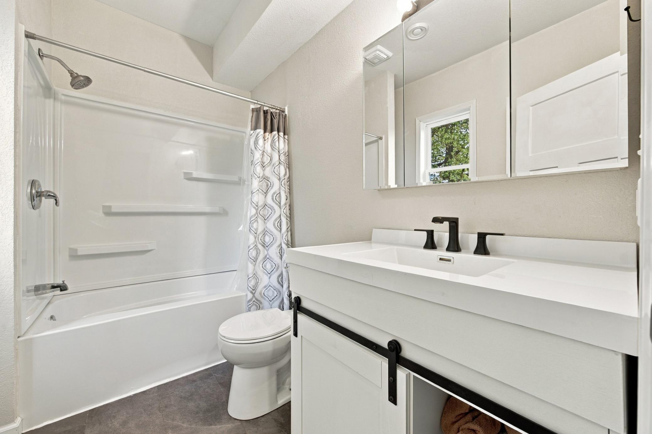 1911 single family home for sale at 101 E Linden Street in Vergas, MN — 3 bed, 2 bath (photo 12 of 27)