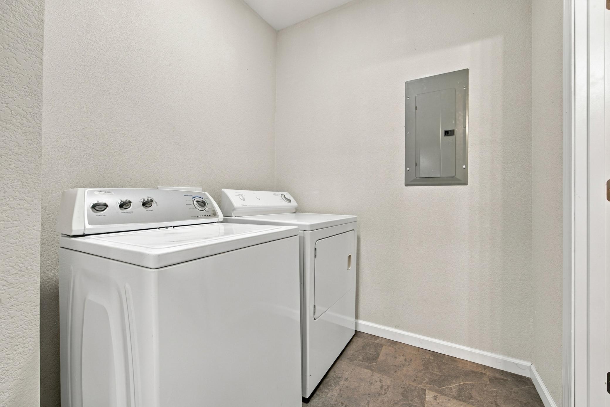 1911 single family home for sale at 101 E Linden Street in Vergas, MN — 3 bed, 2 bath (photo 13 of 27)