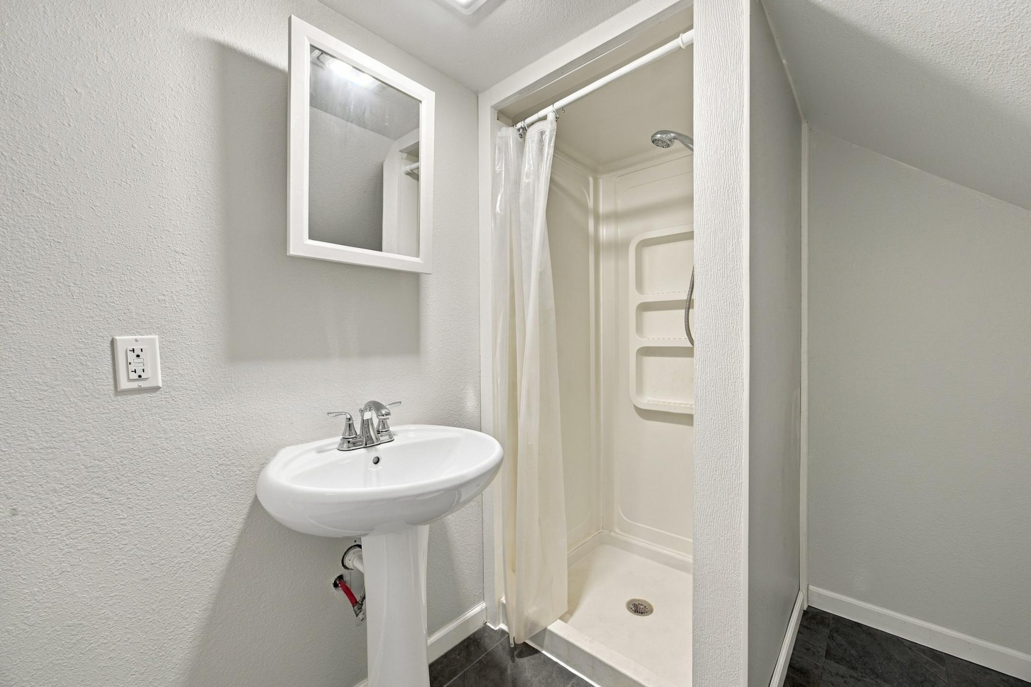 1911 single family home for sale at 101 E Linden Street in Vergas, MN — 3 bed, 2 bath (photo 17 of 27)