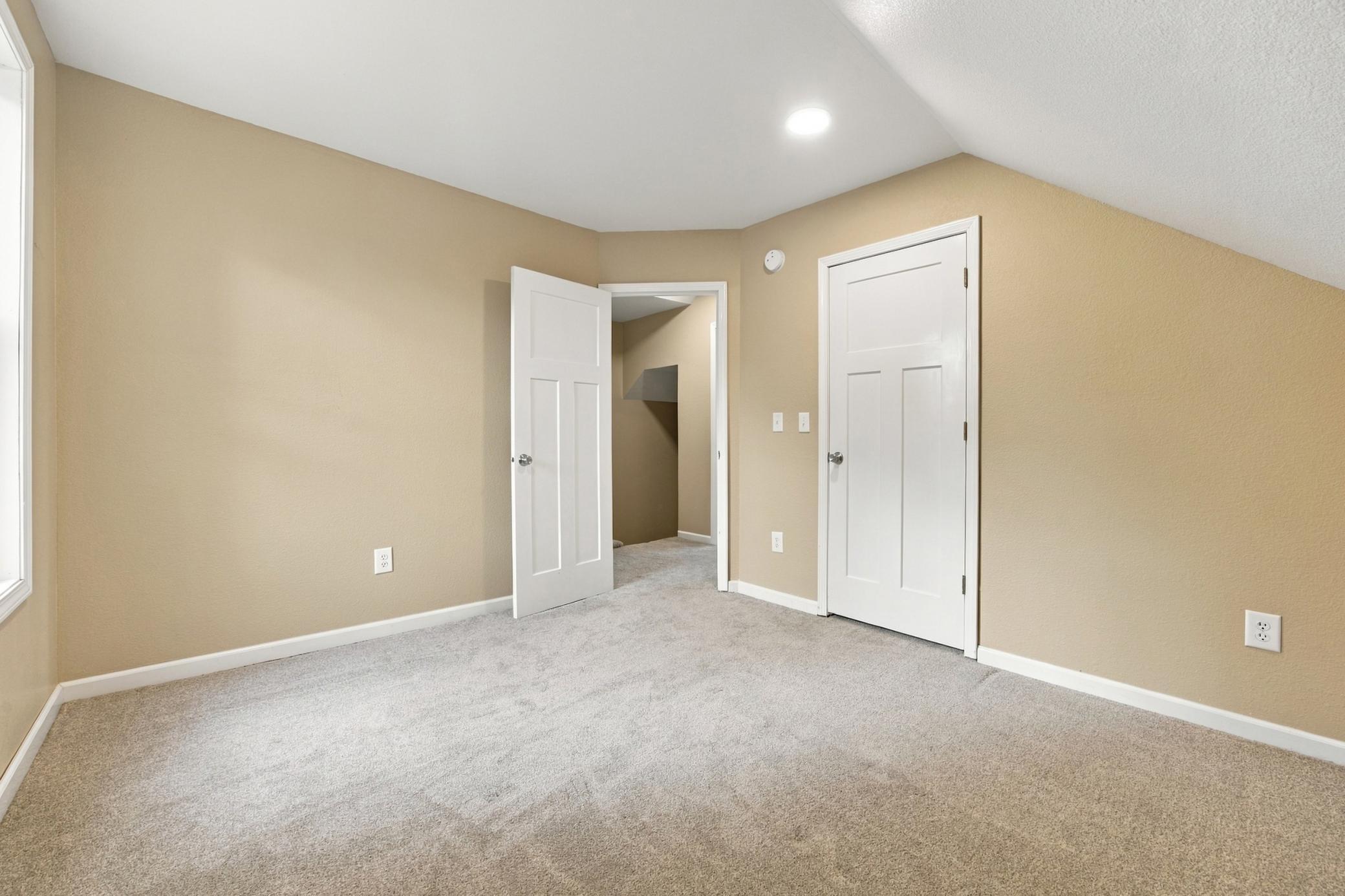 1911 single family home for sale at 101 E Linden Street in Vergas, MN — 3 bed, 2 bath (photo 19 of 27)