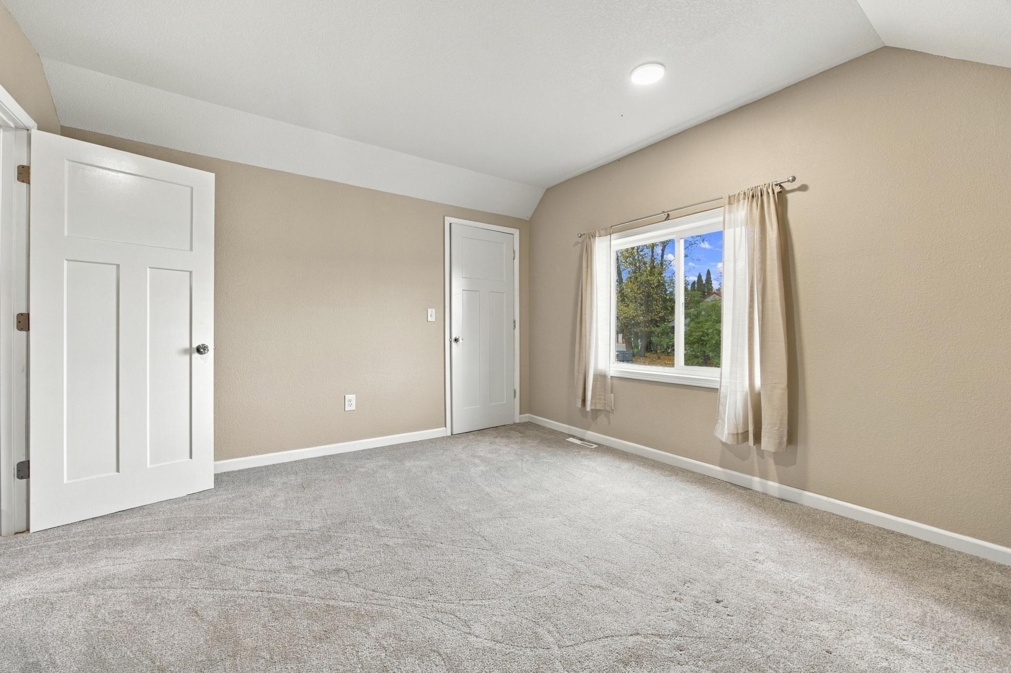 1911 single family home for sale at 101 E Linden Street in Vergas, MN — 3 bed, 2 bath (photo 21 of 27)